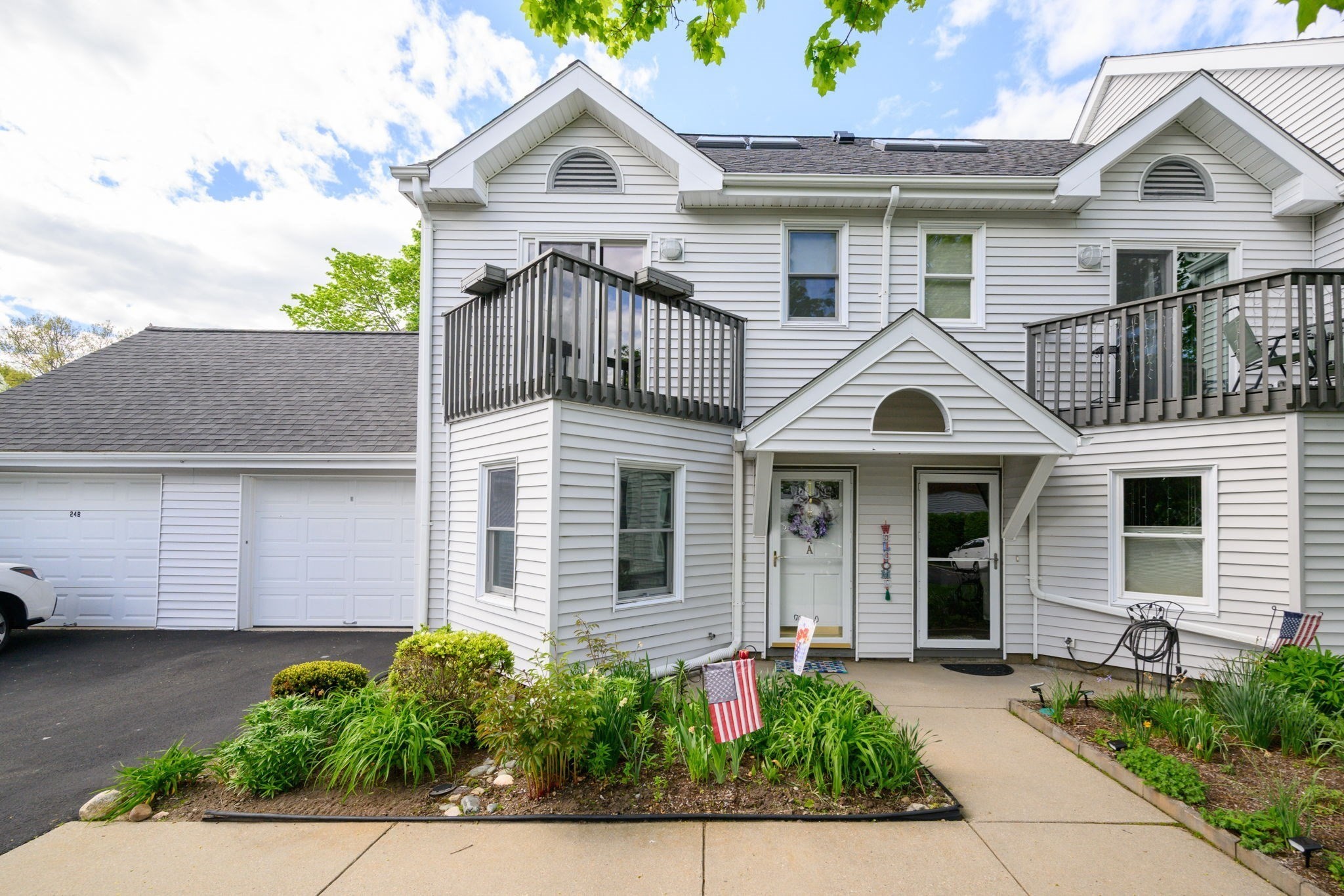 24 School St. Unit A, Hull, MA 02045