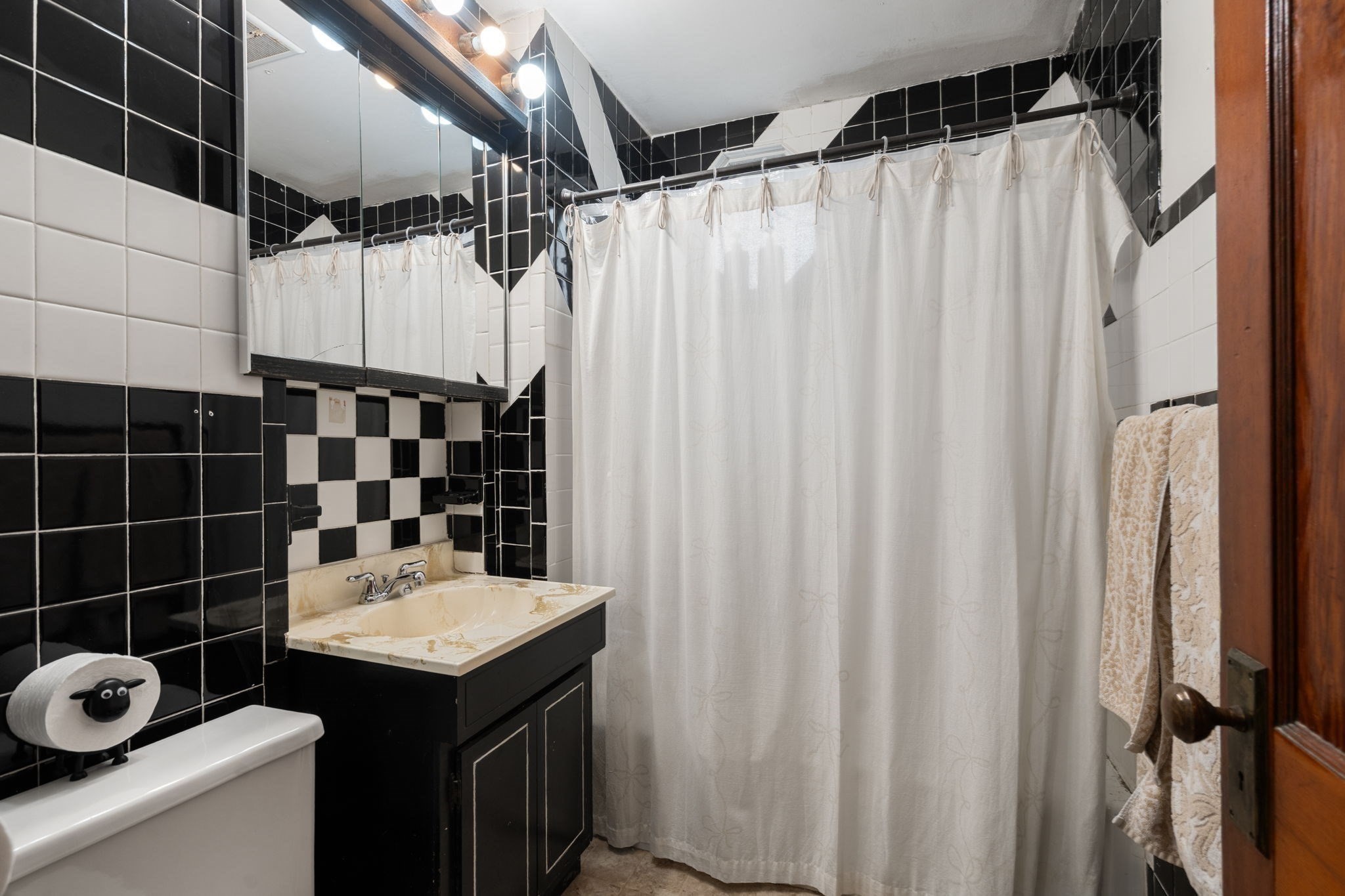 38 Hobson St, Brighton, Boston, MA 02135 - Image 15