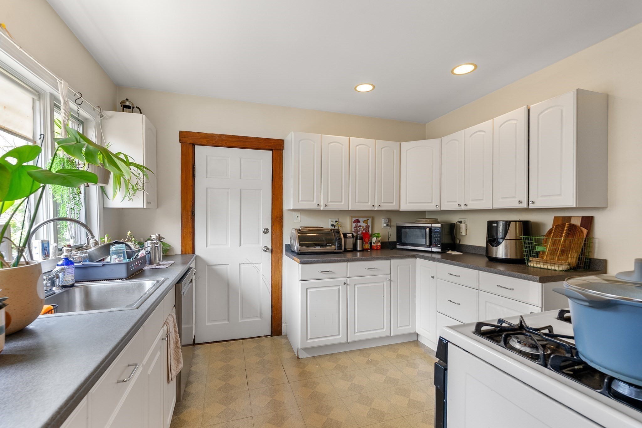 38 Hobson St, Brighton, Boston, MA 02135 - Image 23
