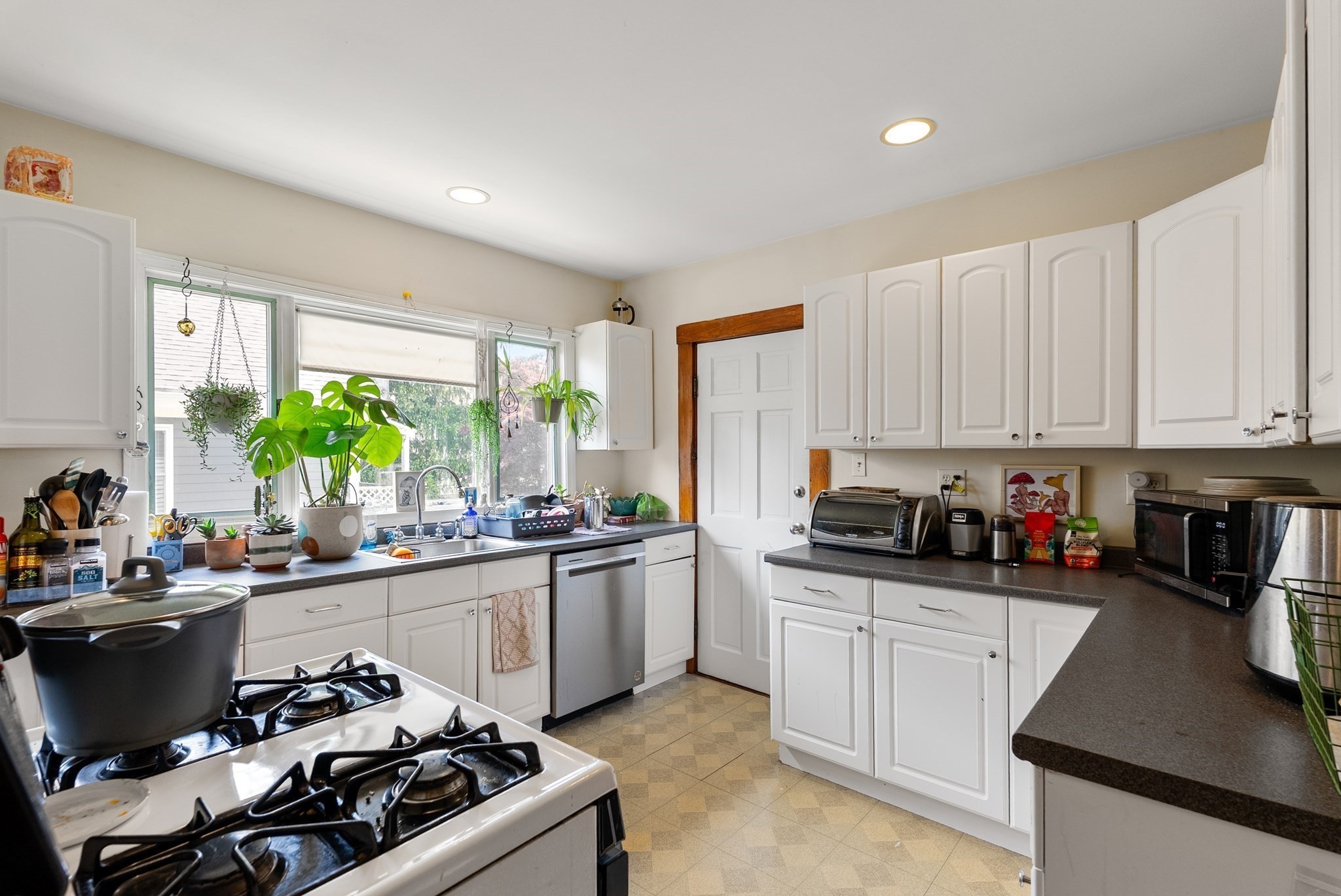 38 Hobson St, Brighton, Boston, MA 02135 - Image 25
