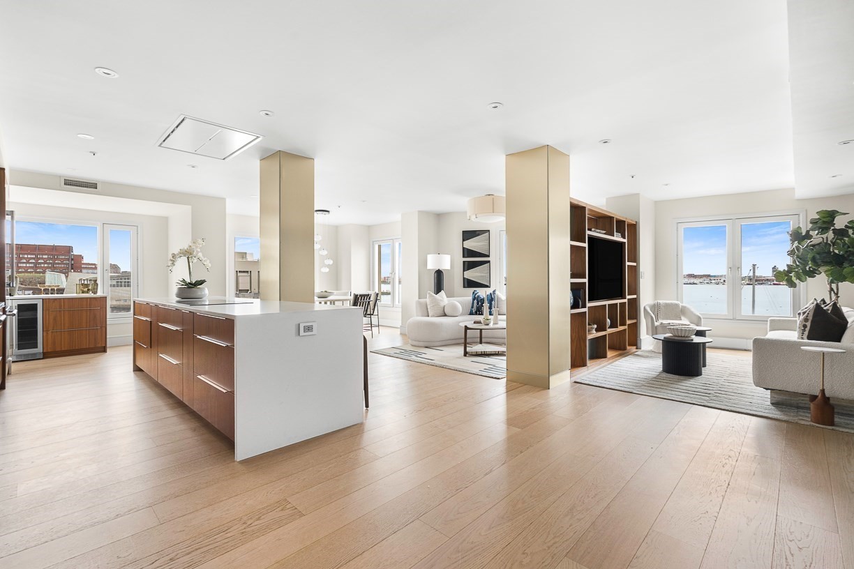 20 Rowes Wharf Unit 309, Boston - Downtown, MA 02110