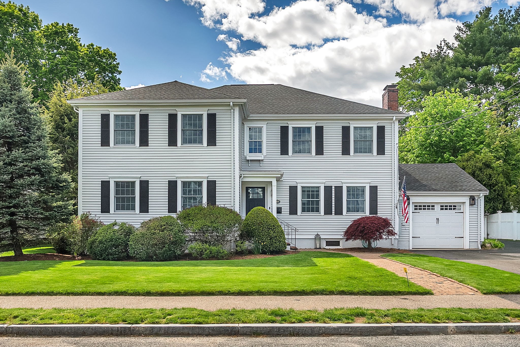 101 Bird St, Needham, MA 02492