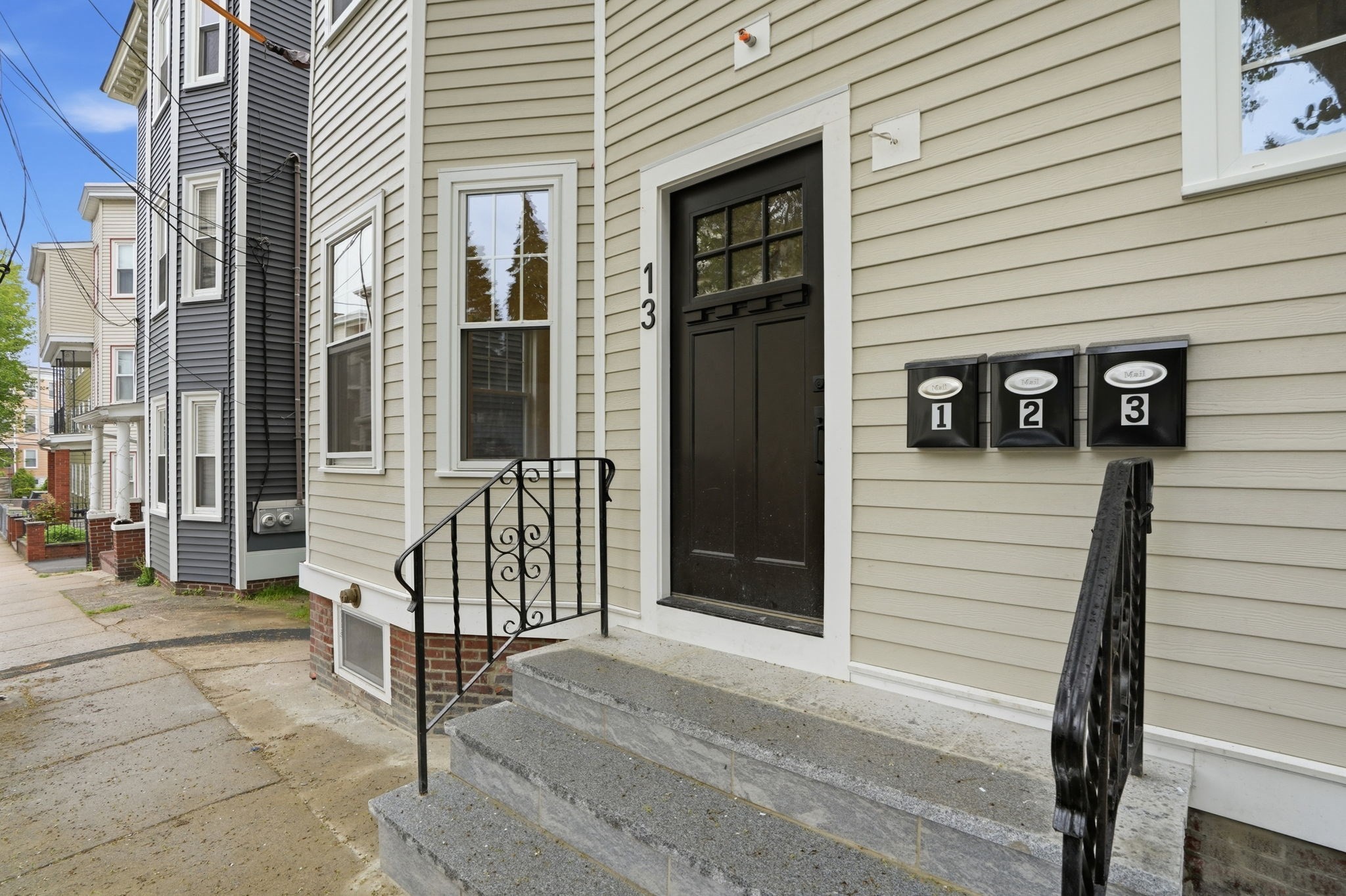 13 Langmaid Ave Unit 3, Somerville, MA 02145