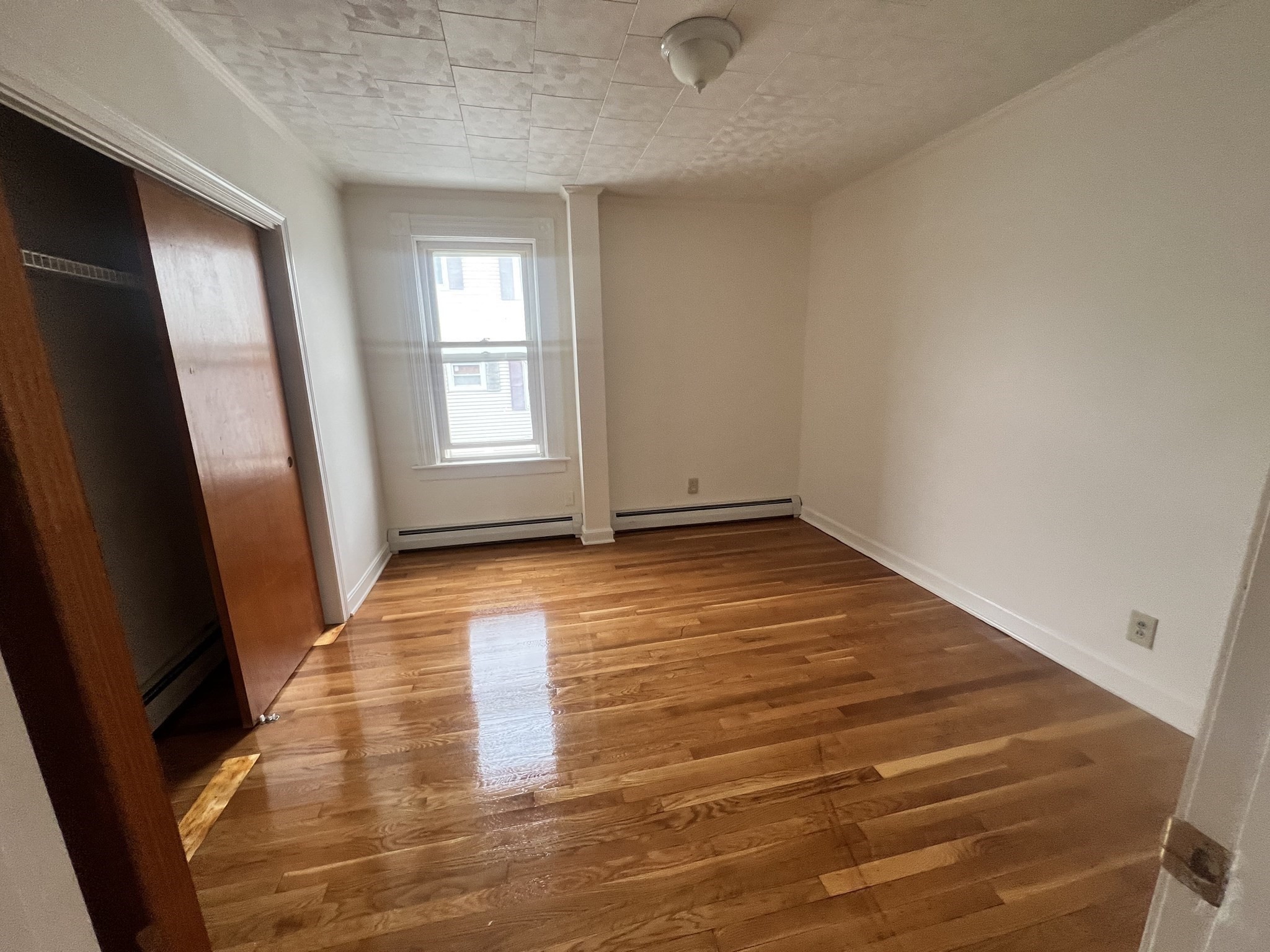 212 Brightman St, Fall River, MA 02720 - Image 8