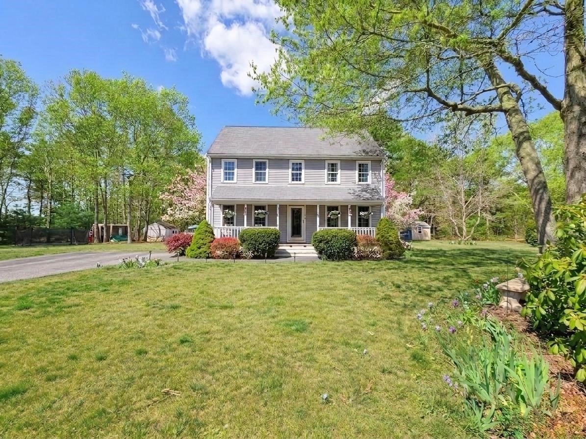 51 Jamies Path, Plymouth, MA 02360