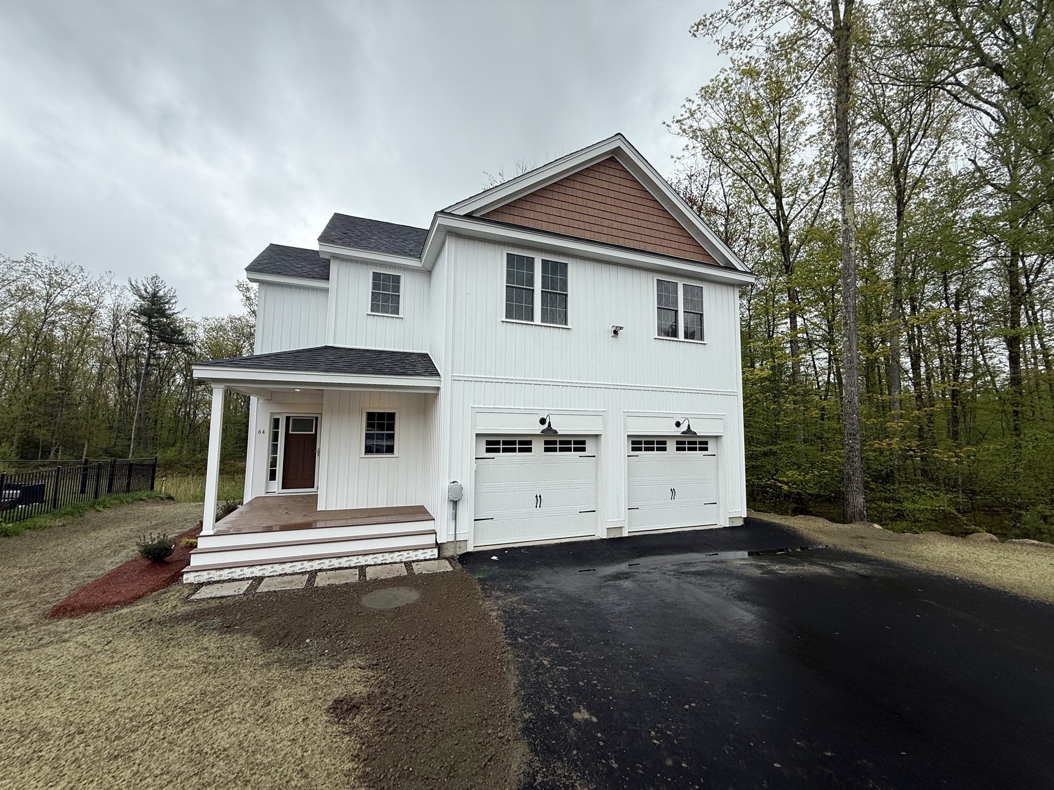64 Deanna Dr, Holden, MA 01520