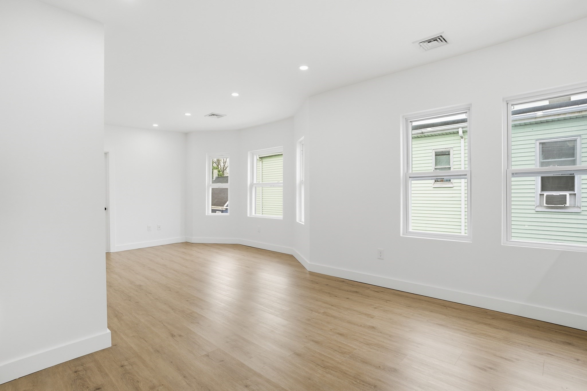 94 Francis St, Everett, MA 02149 - Image 4