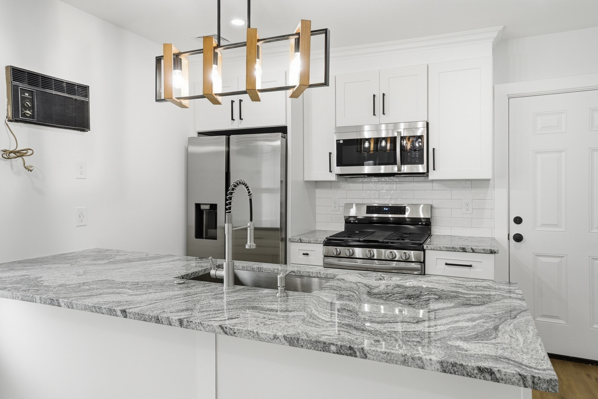 94 Francis St, Everett, MA 02149 - Image 32