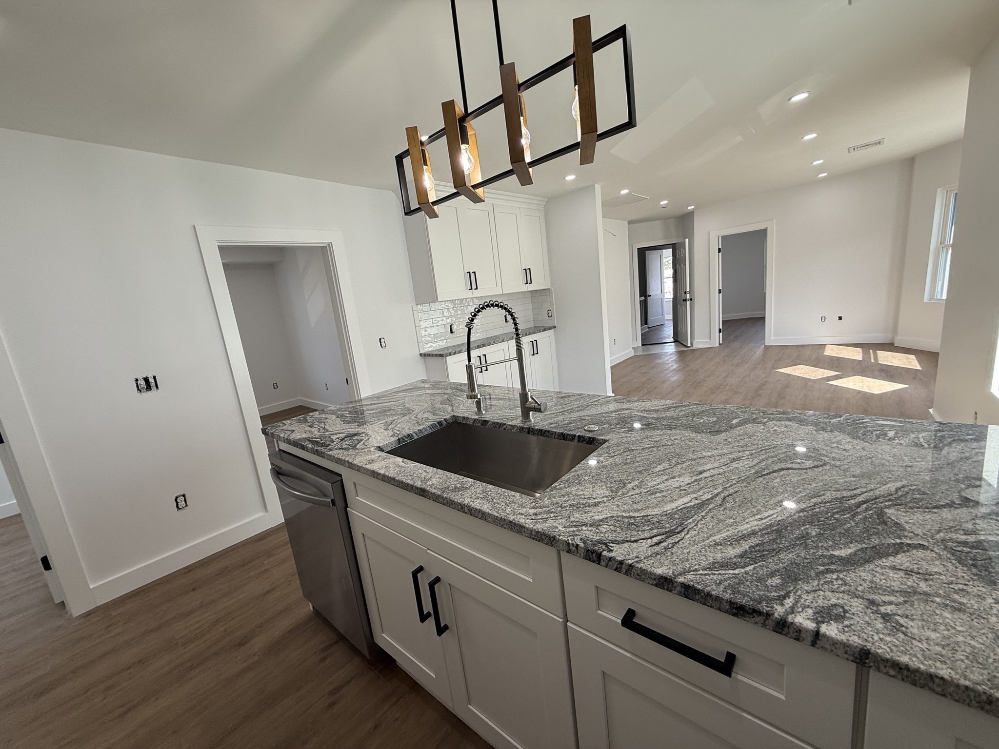 94 Francis St, Everett, MA 02149 - Image 8