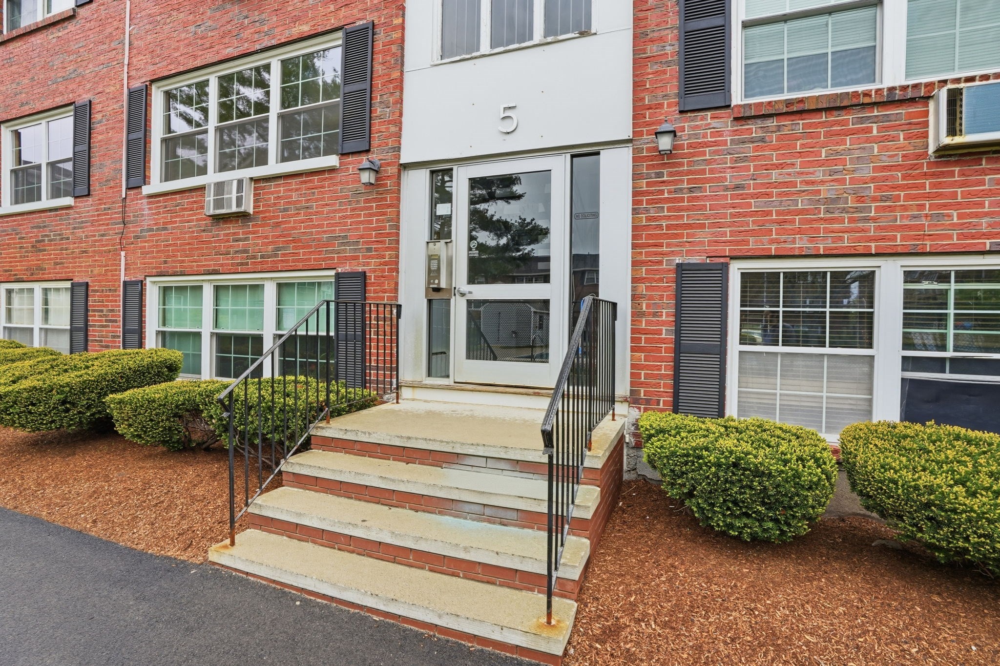 5 Tara Dr Unit 5, Weymouth, MA 02188