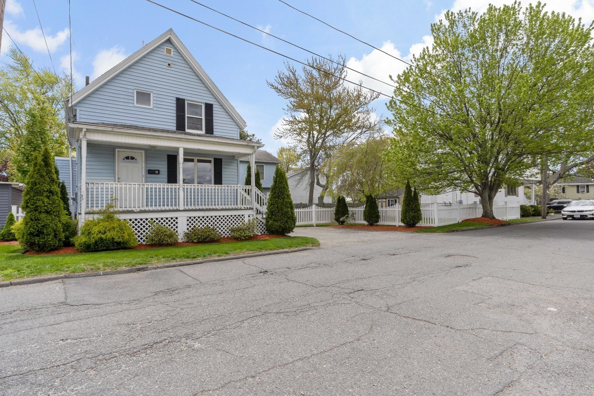 6 Lindsell St, Saugus, MA 01906