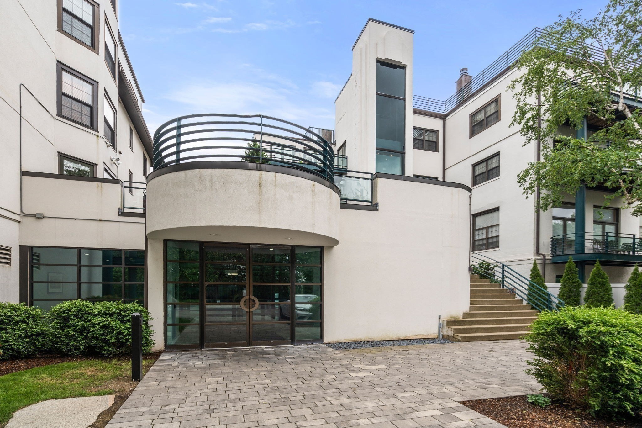 227 Summit Ave Unit W205, Brookline, MA 02446