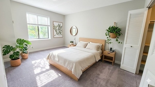 25 South Point Drive, Apt 205
