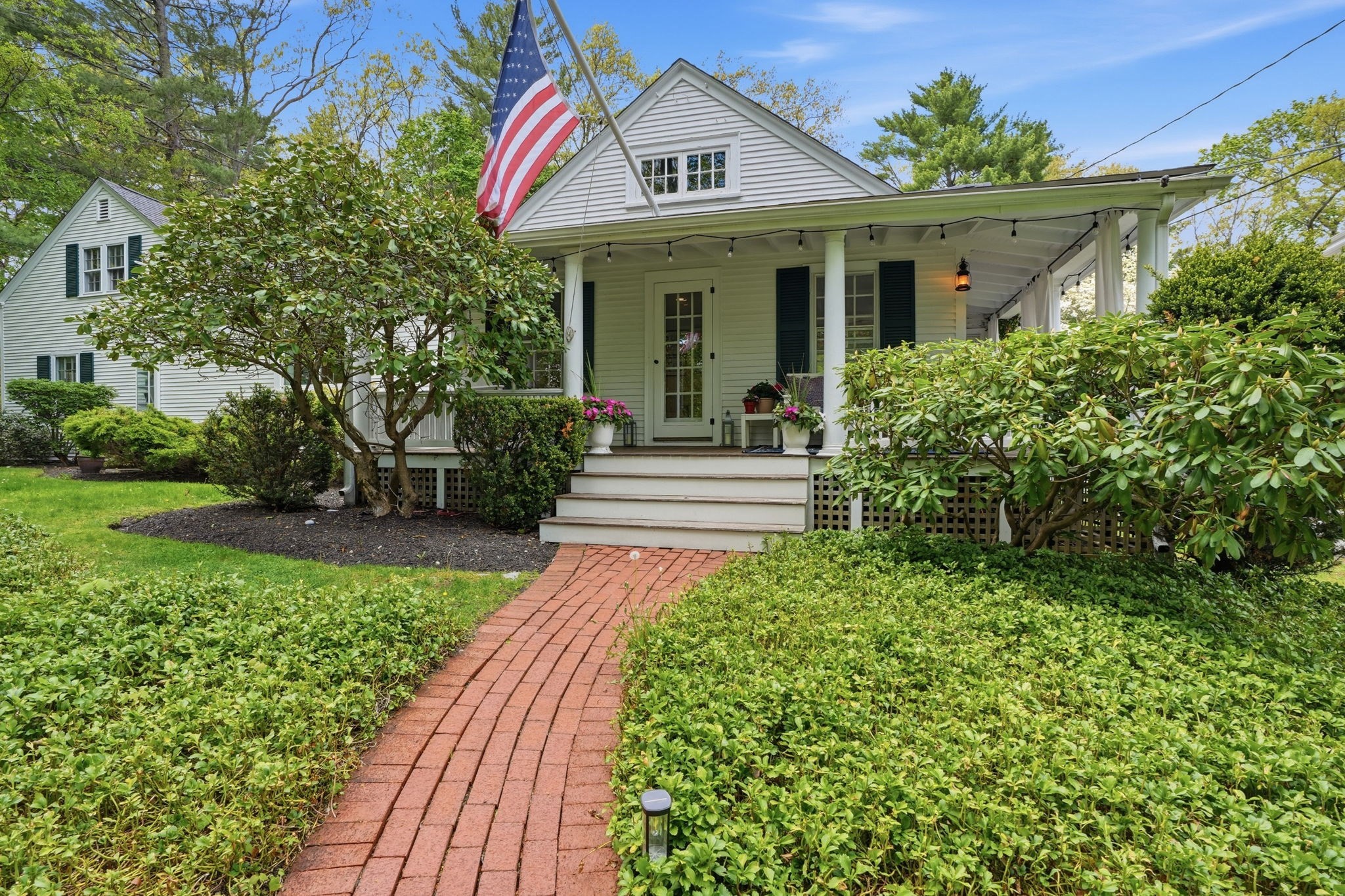 227 Main St, Hingham, MA 02043