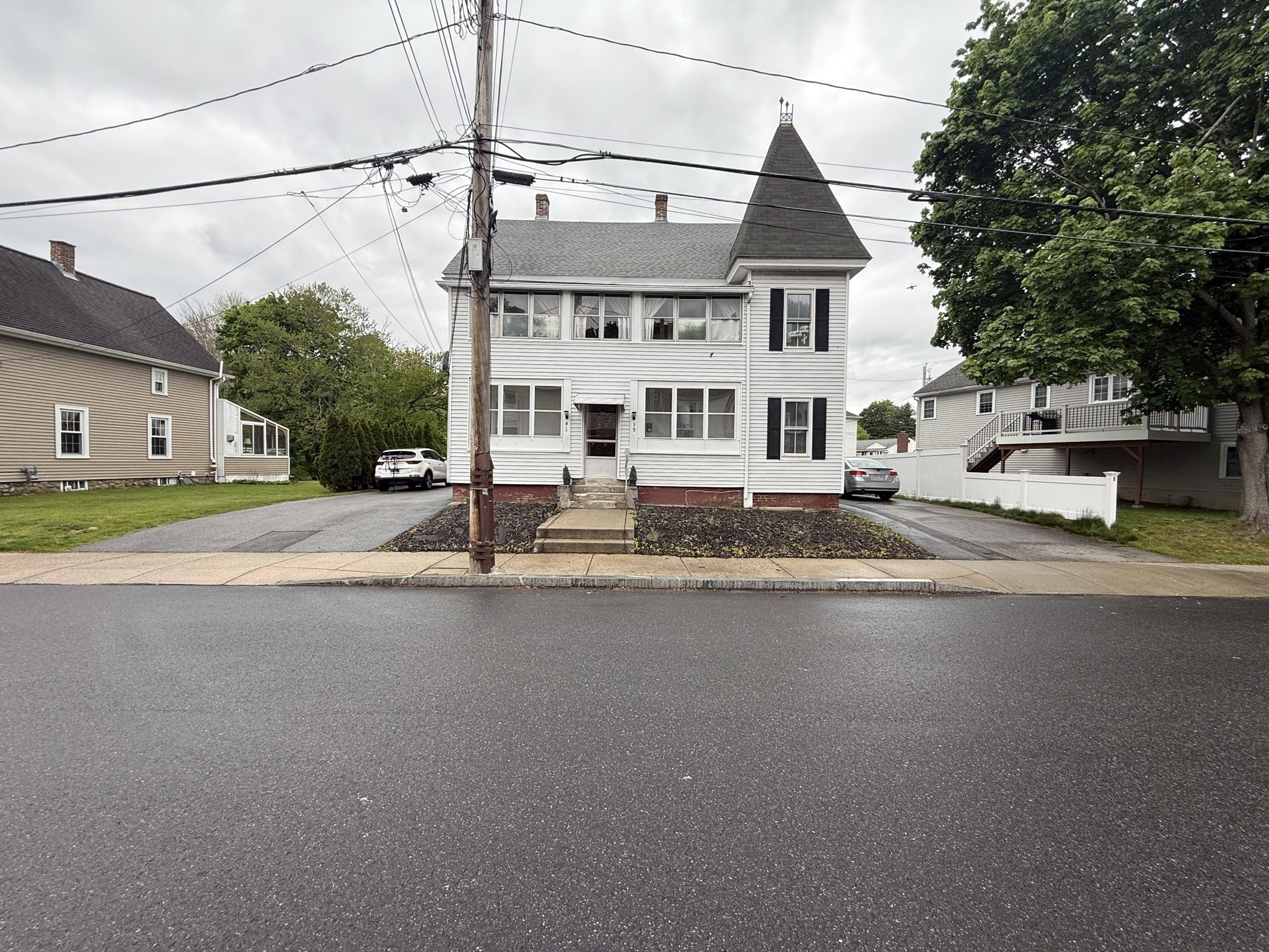39 Green St, Hudson, MA 01749