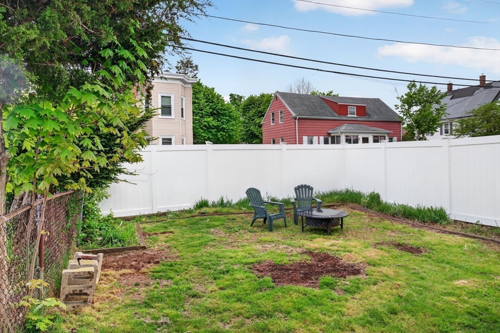 29 Bacheller St, Lynn, MA Image 32