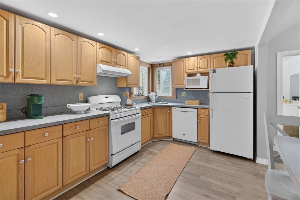 29 Bacheller St, Lynn, MA Image 5