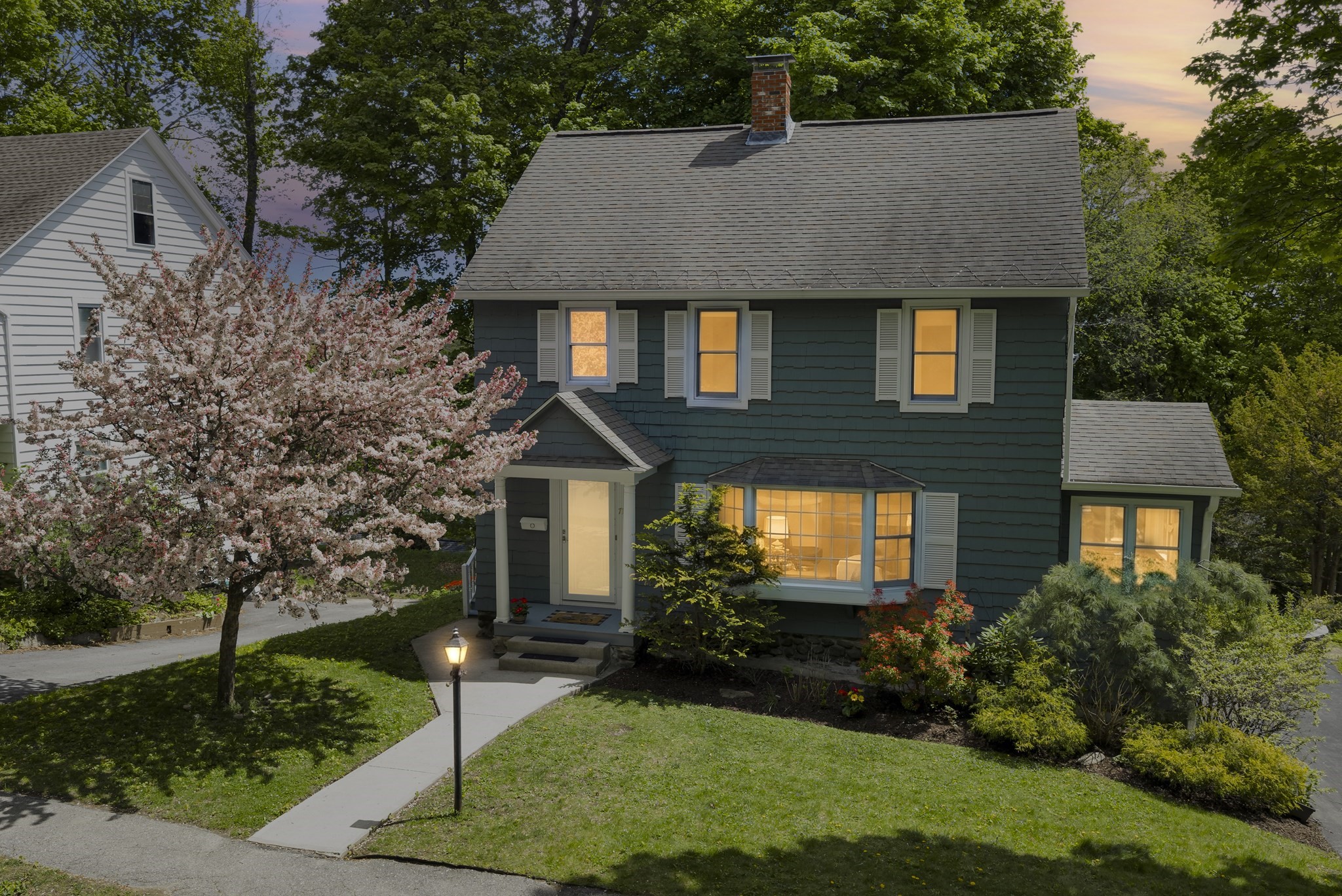 71 Morningside Rd, Worcester, MA 01602