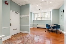 2 Hawthorne Unit 101s, West End, Boston, MA 02114