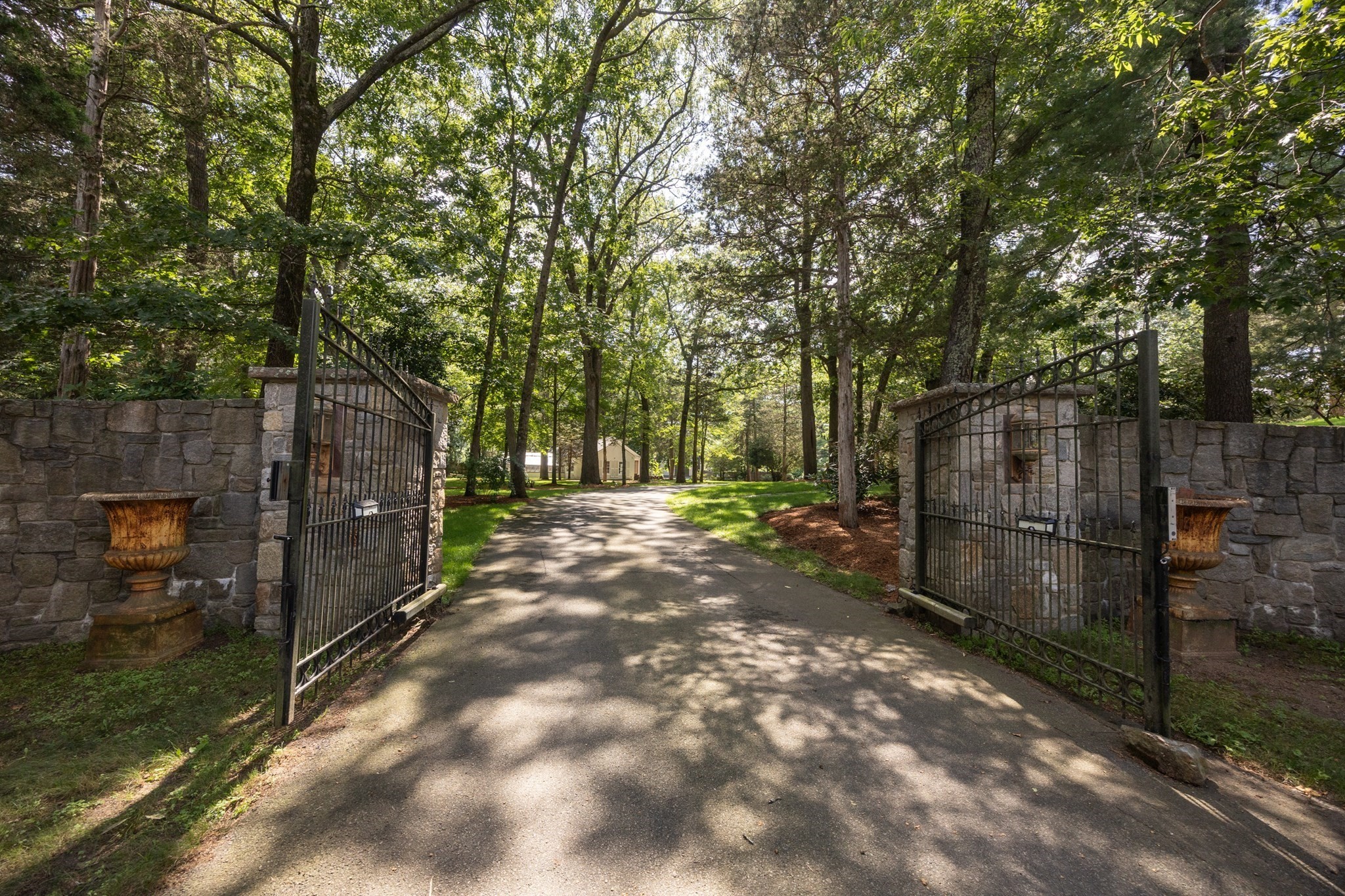 55 Parkwood Drive, Milton, MA 02186
