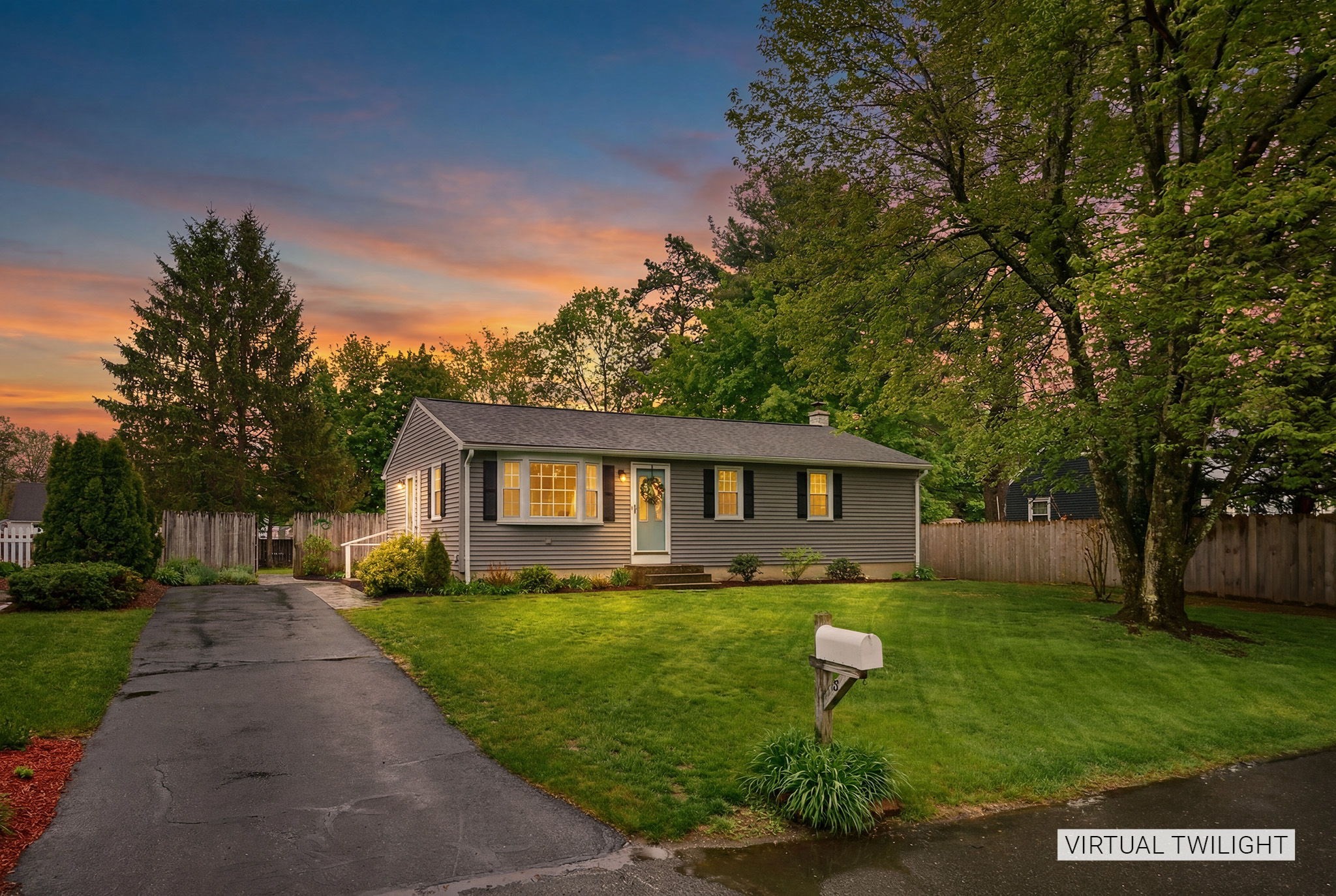 19 Beyer Dr, Easthampton, MA 01027