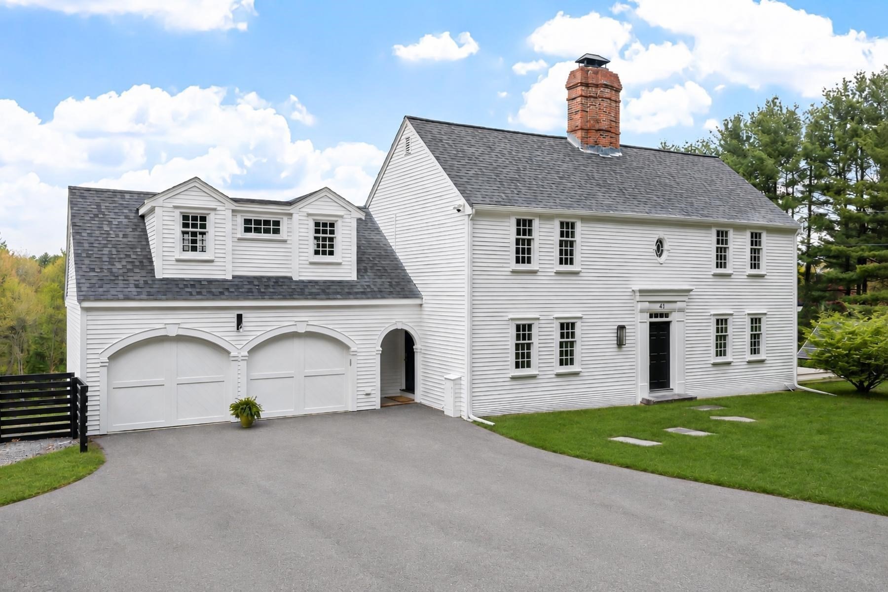 41 Pinnacle Rd, Harvard, MA 01451