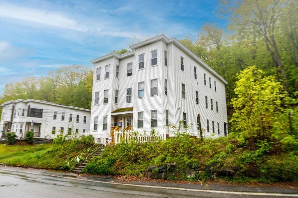 76 Leighton Street, Fitchburg, MA 01420