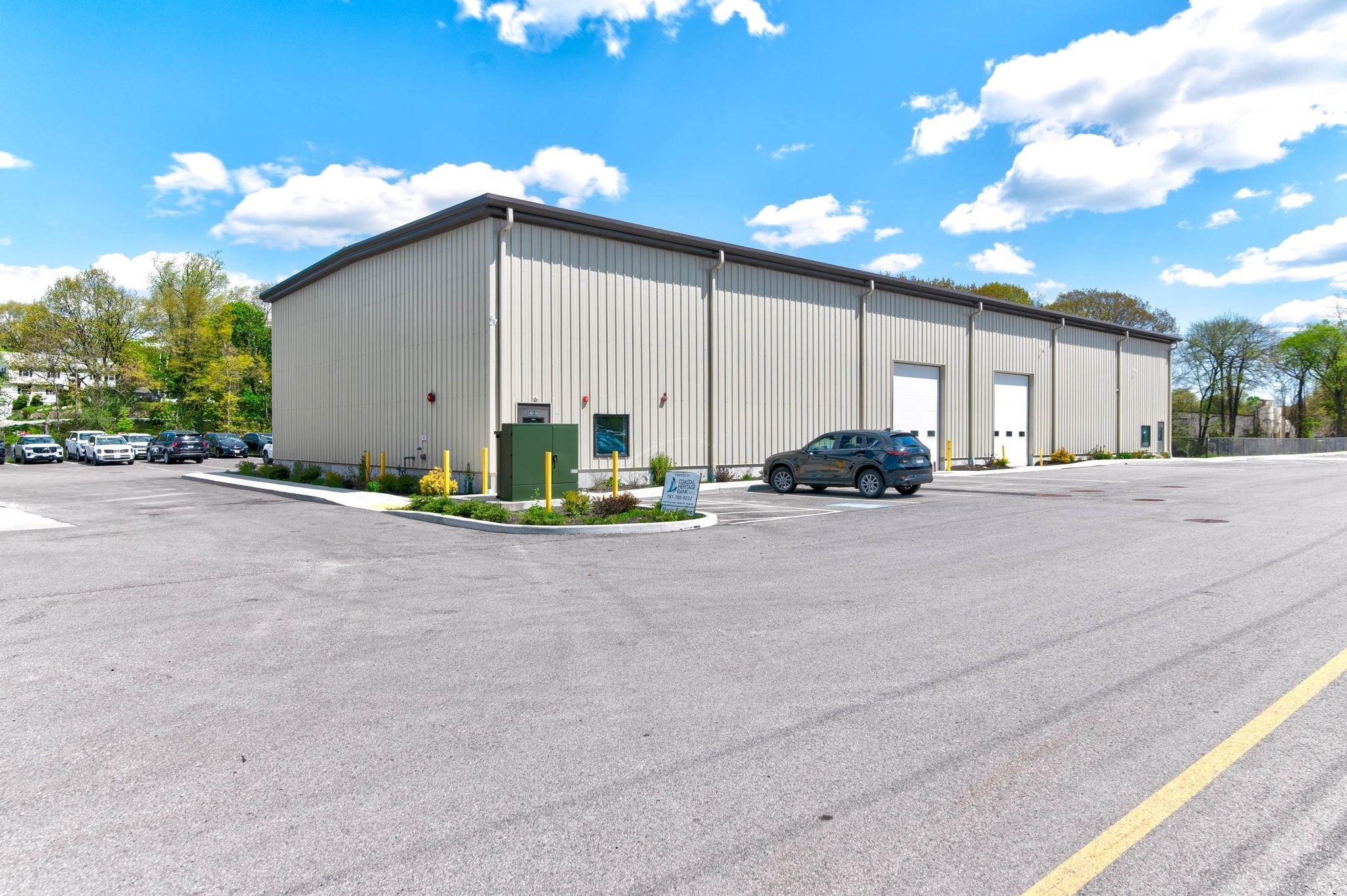 40 Arnold St, Braintree, MA 02184