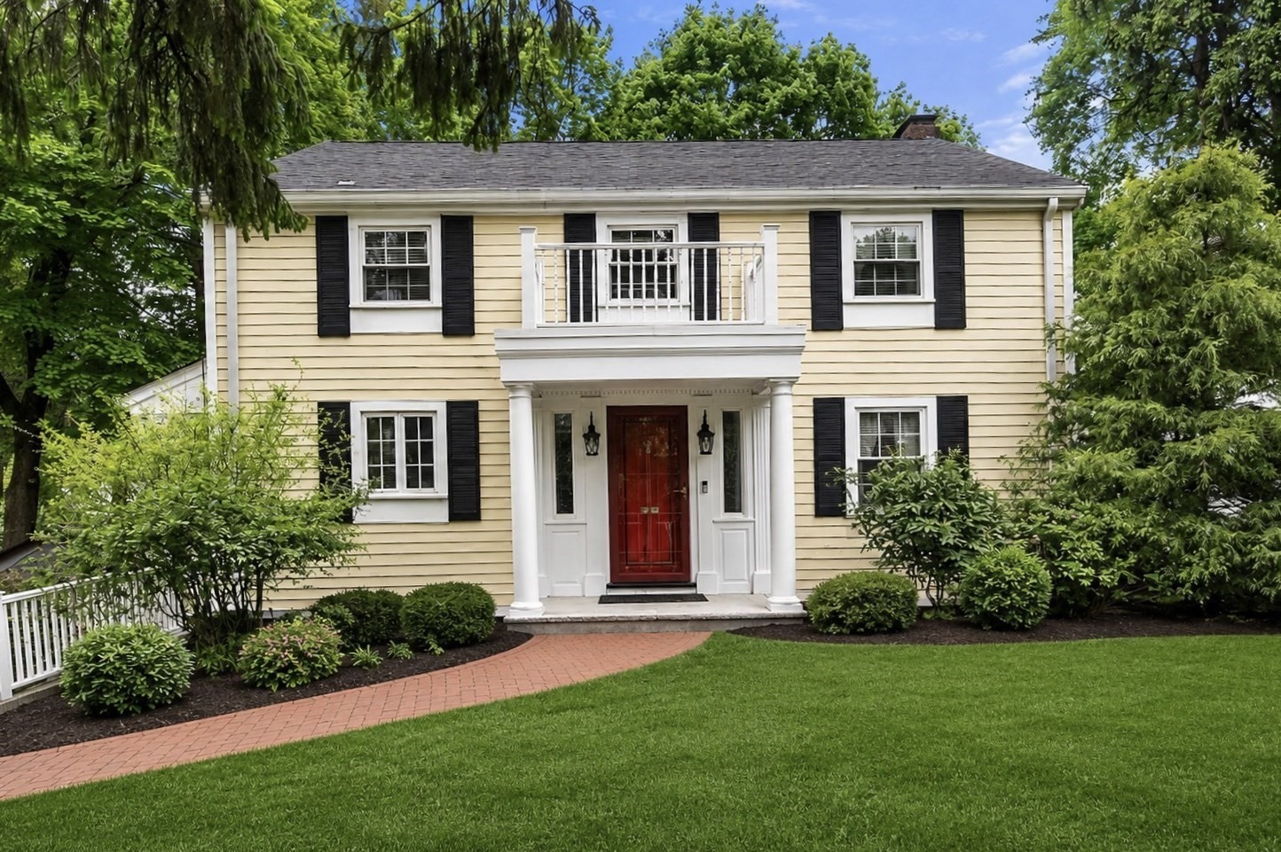 560 Worcester Street, Wellesley, MA 02481
