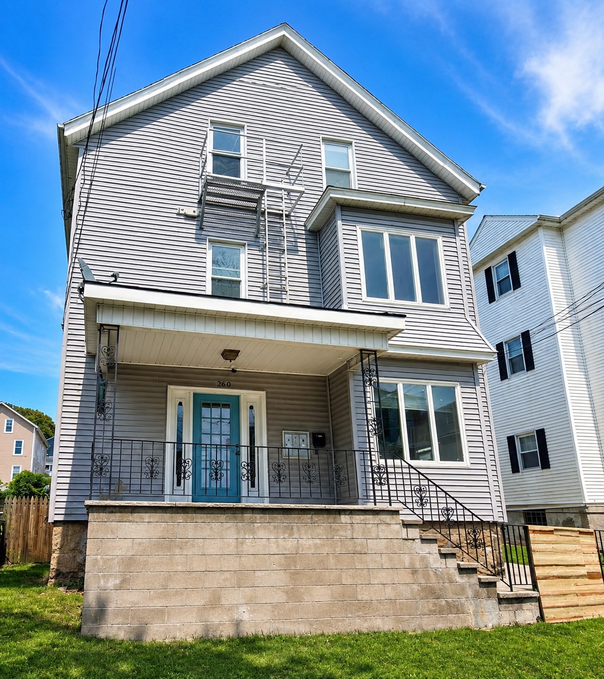 280 Ridge St, Fall River, MA 02721