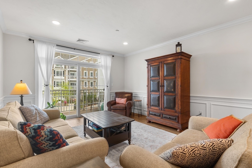 320 Middlesex Ave, Medford, MA Image 4