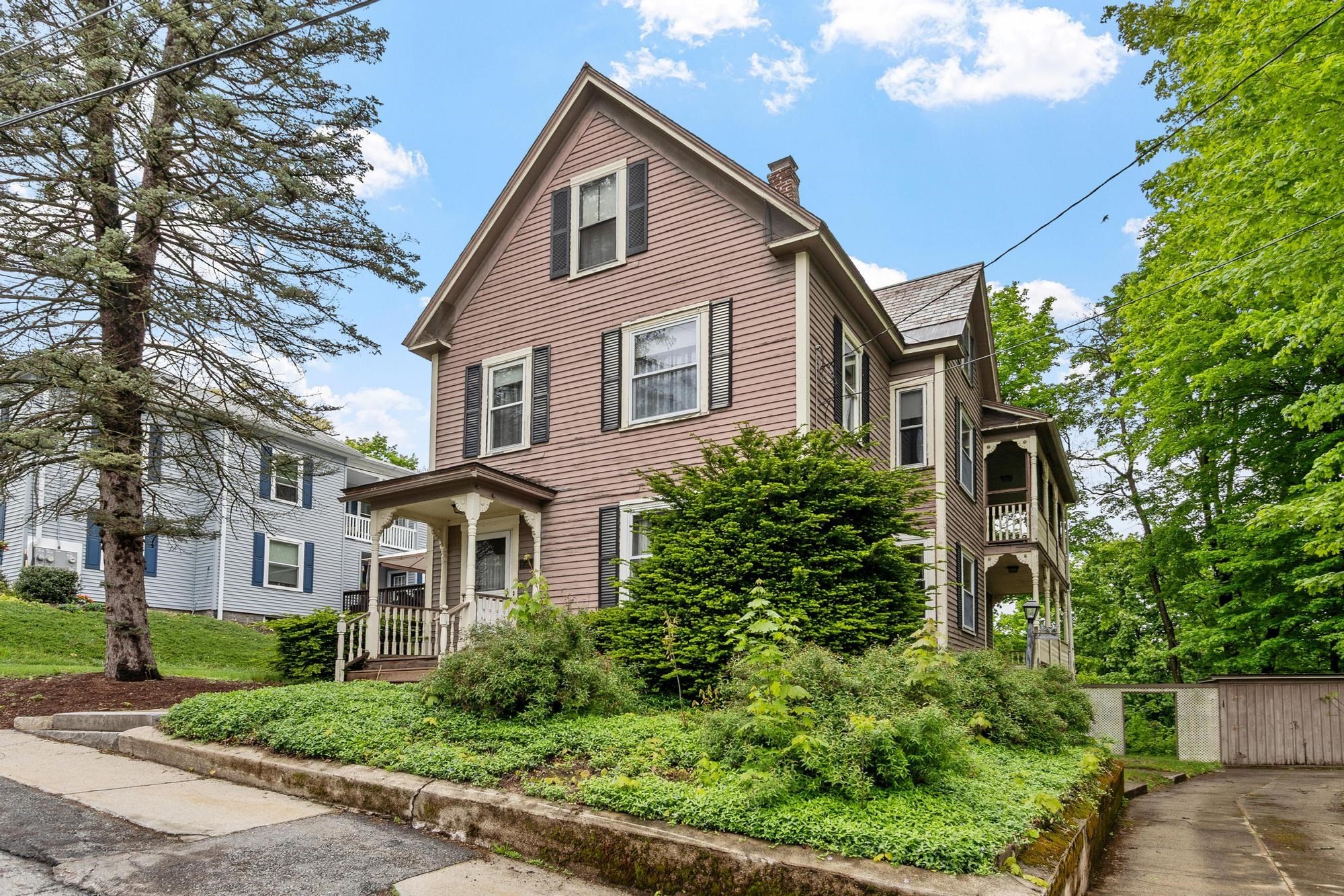 15 Winter St., Leominster, MA 01453