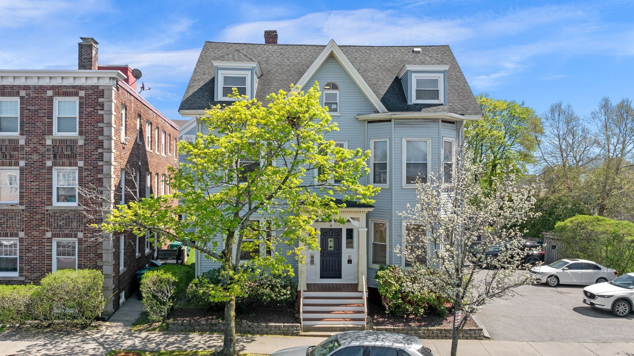 4 Broad St, Lynn, MA 01902