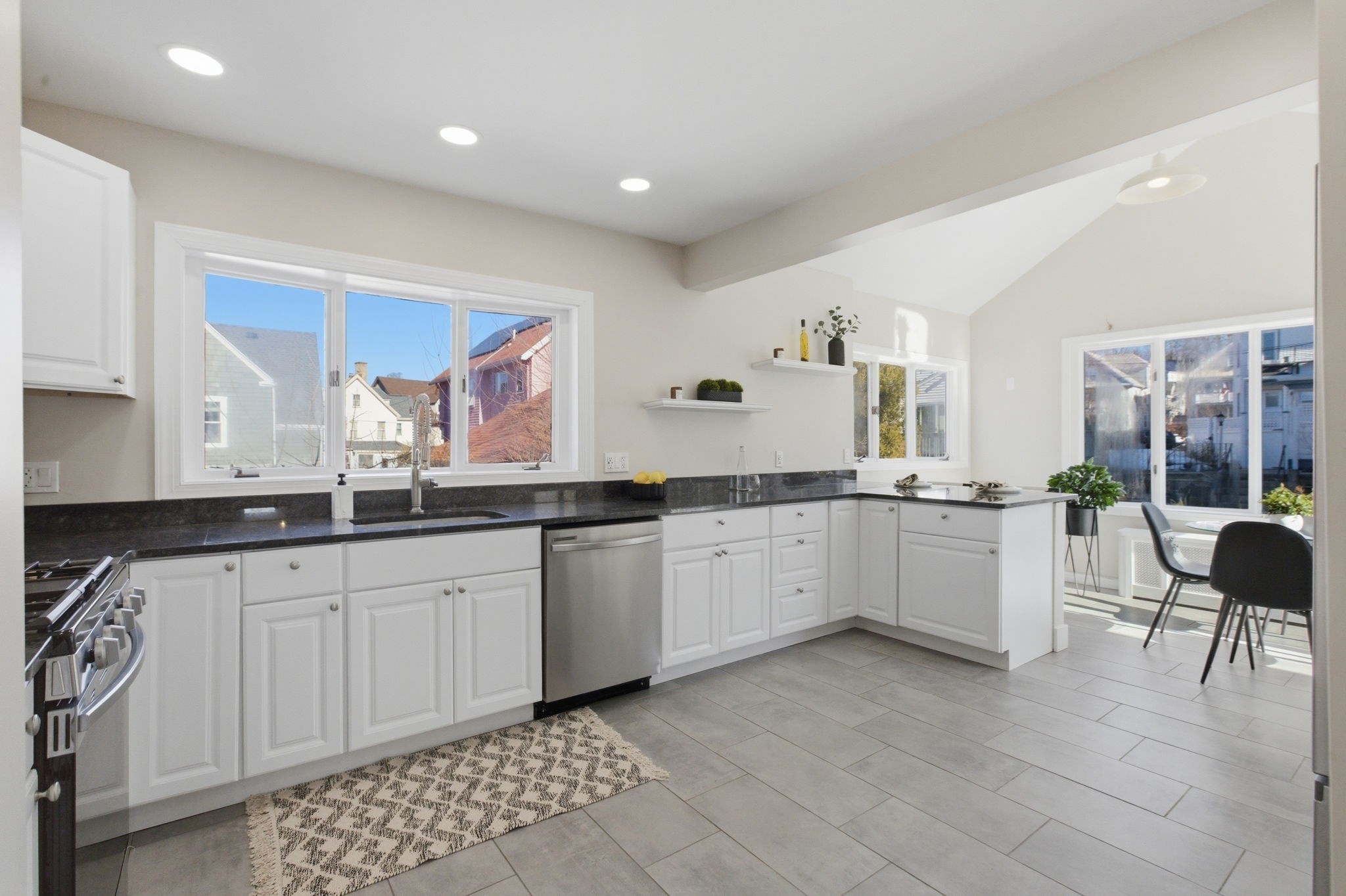 15 South Fairview Street Unit 3, Roslindale, Boston, MA 02131
