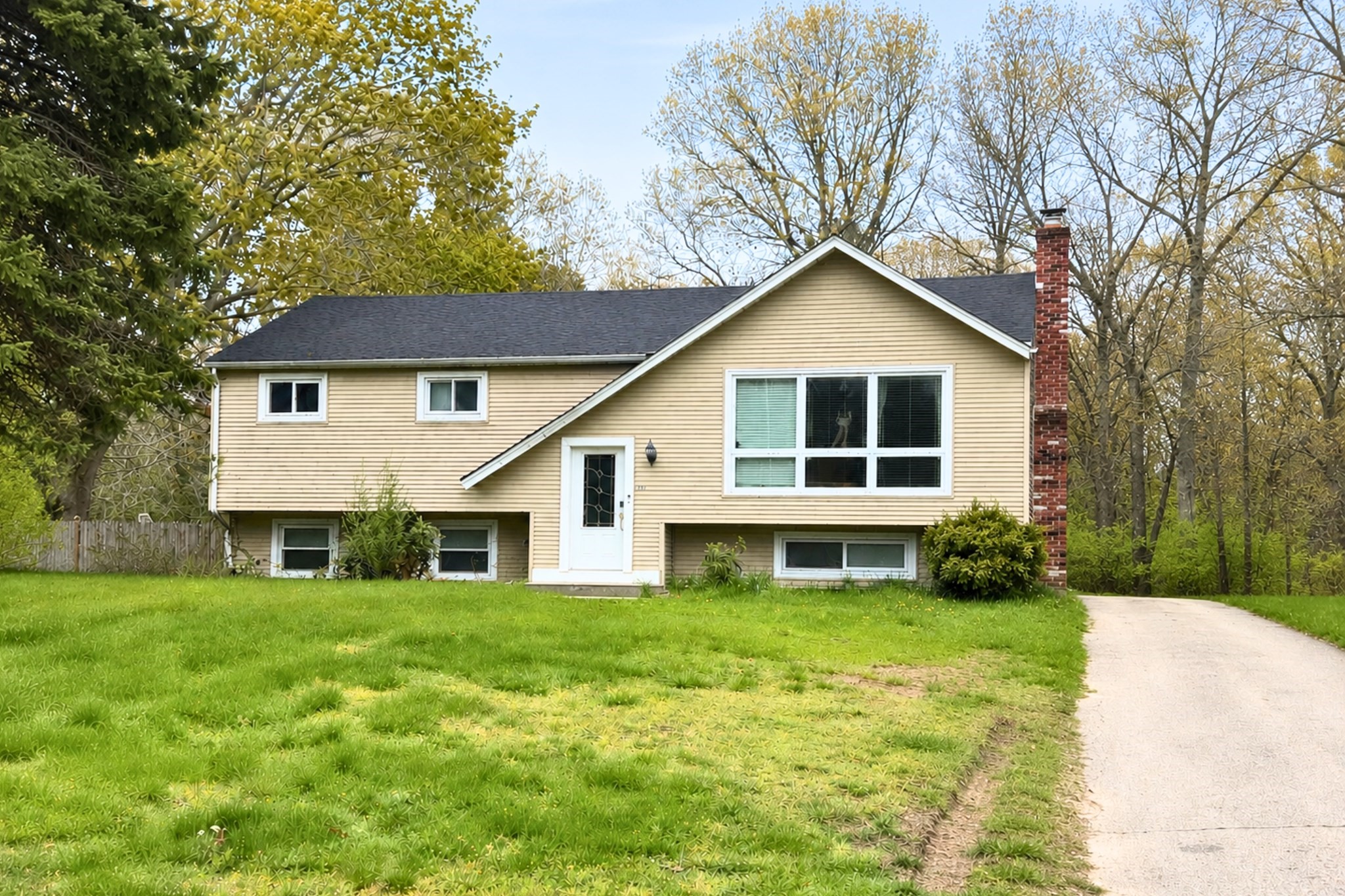 30 Fresh Pond Cir, Plymouth, MA 02360