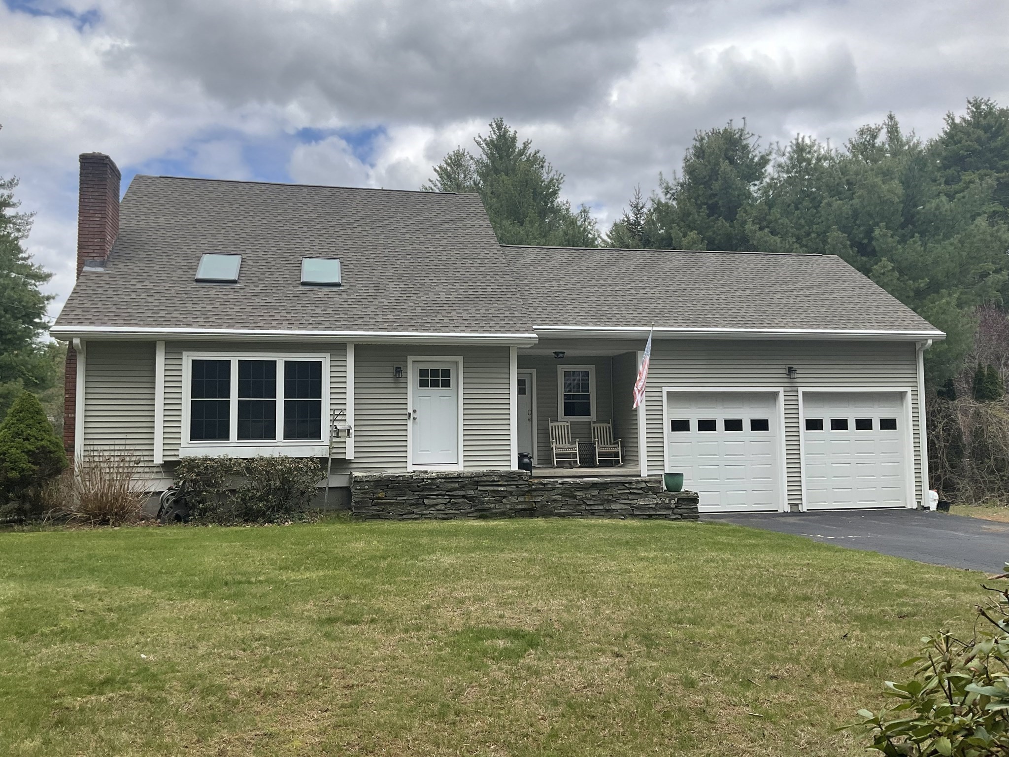 406 Michael Sears, Belchertown, MA 01007