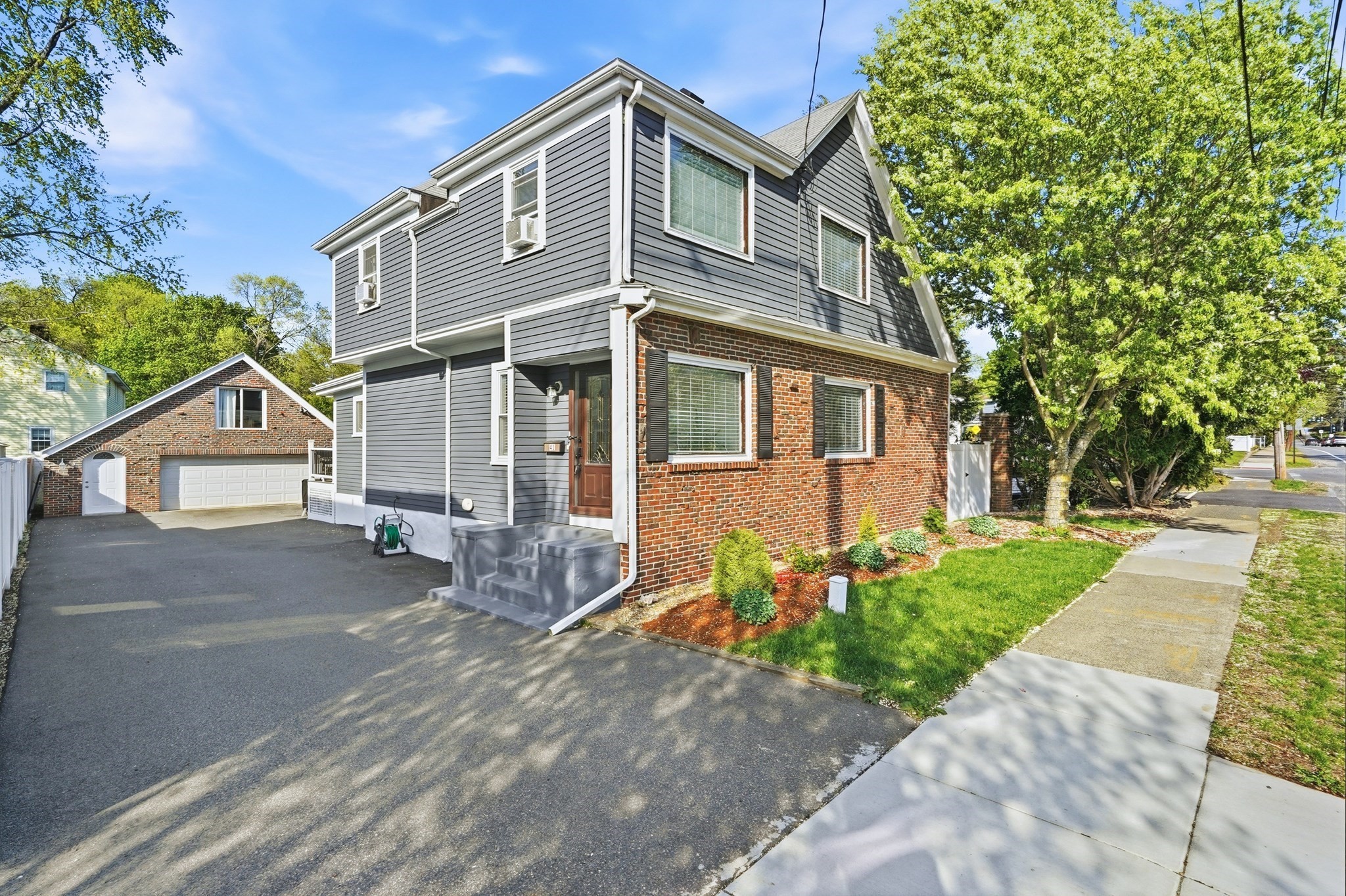 41 Cross St, Winchester, MA 01890