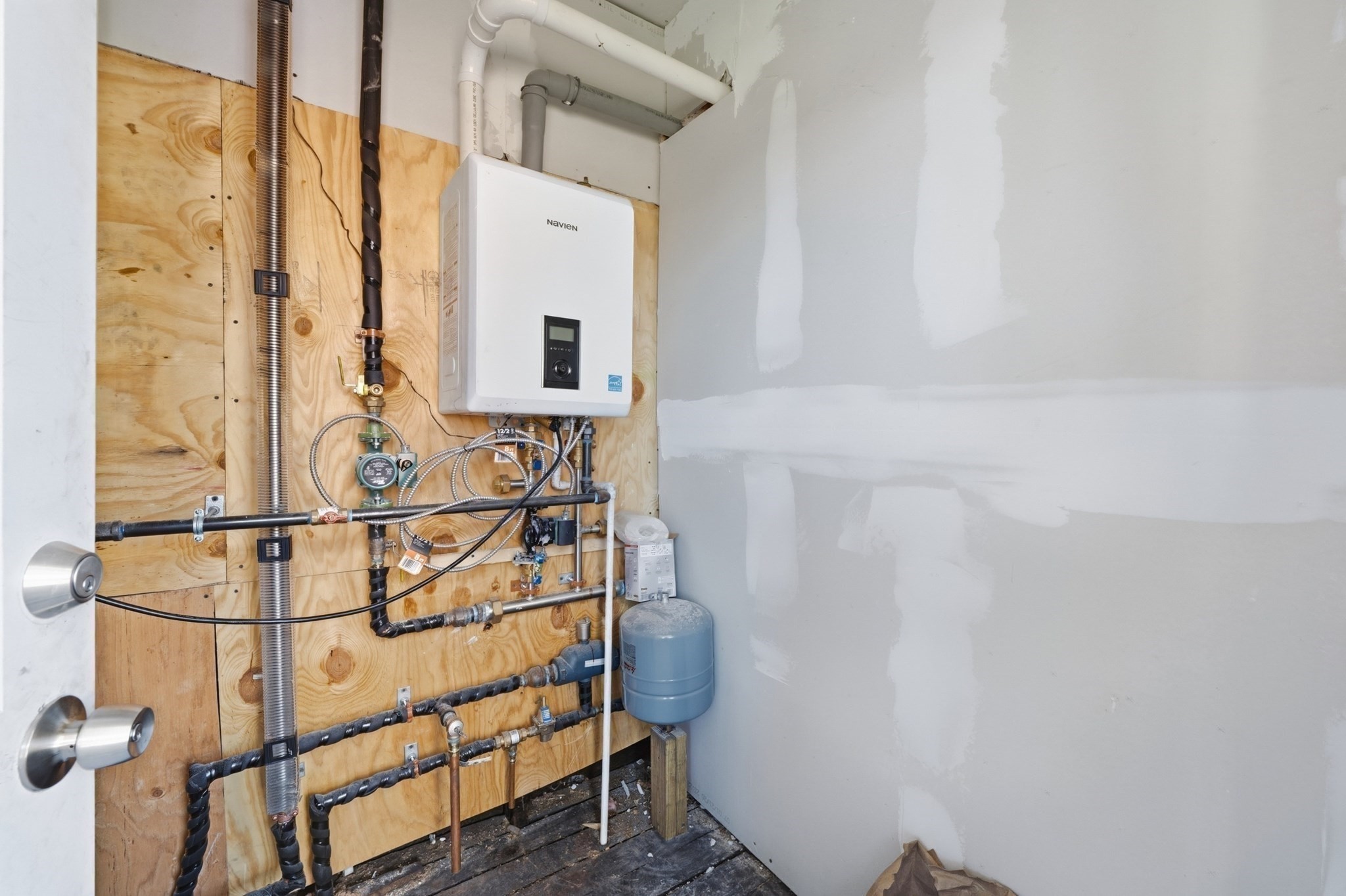 50 West St, Fitchburg, MA 01420 - Image 32