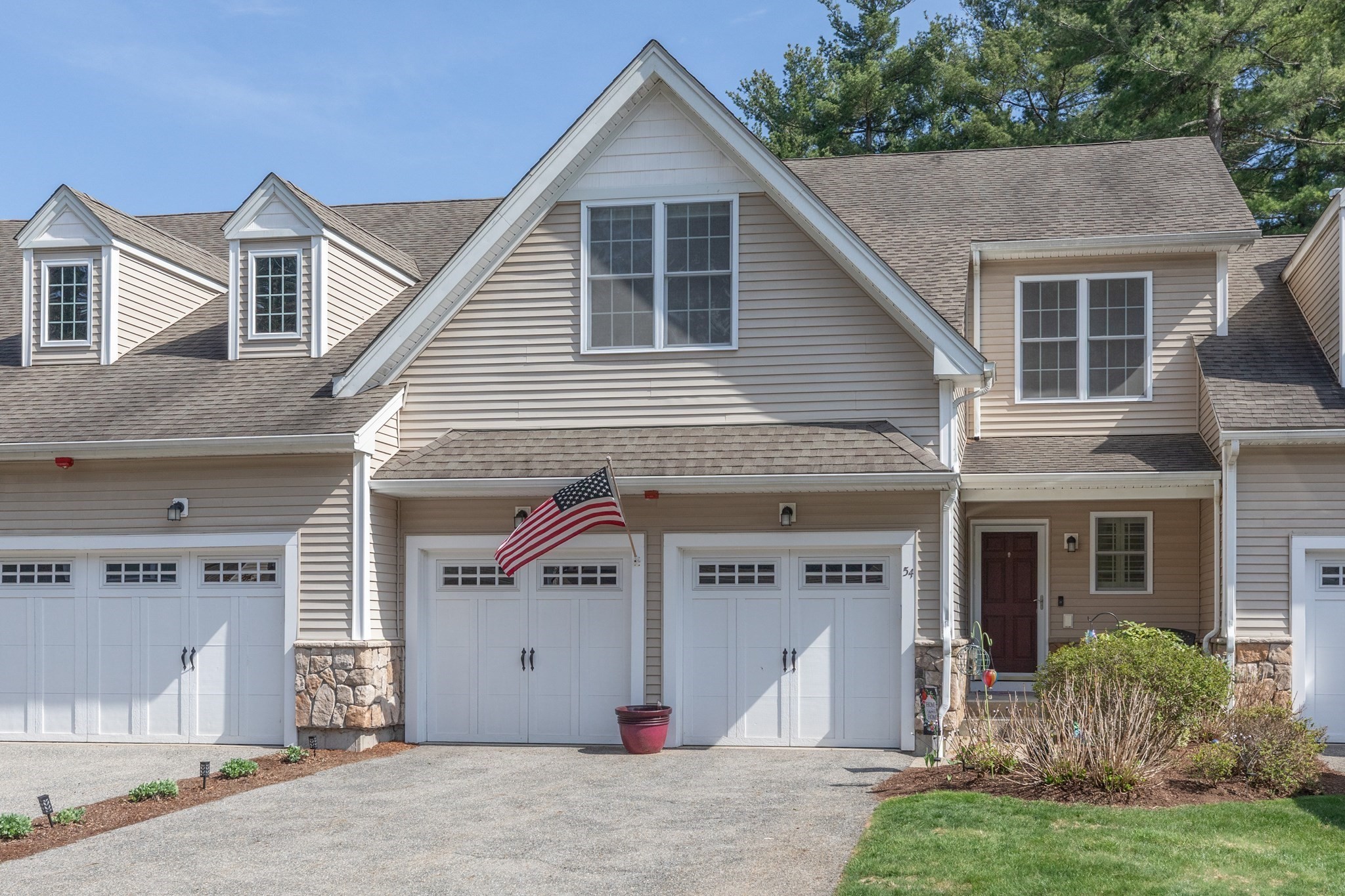 54 Pondside Dr Unit 54, Bolton, MA 01740