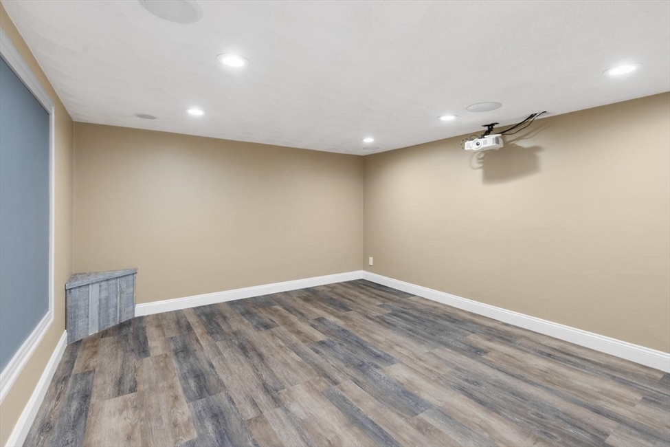 53 Longhill Rd, Lynn, MA Image 20