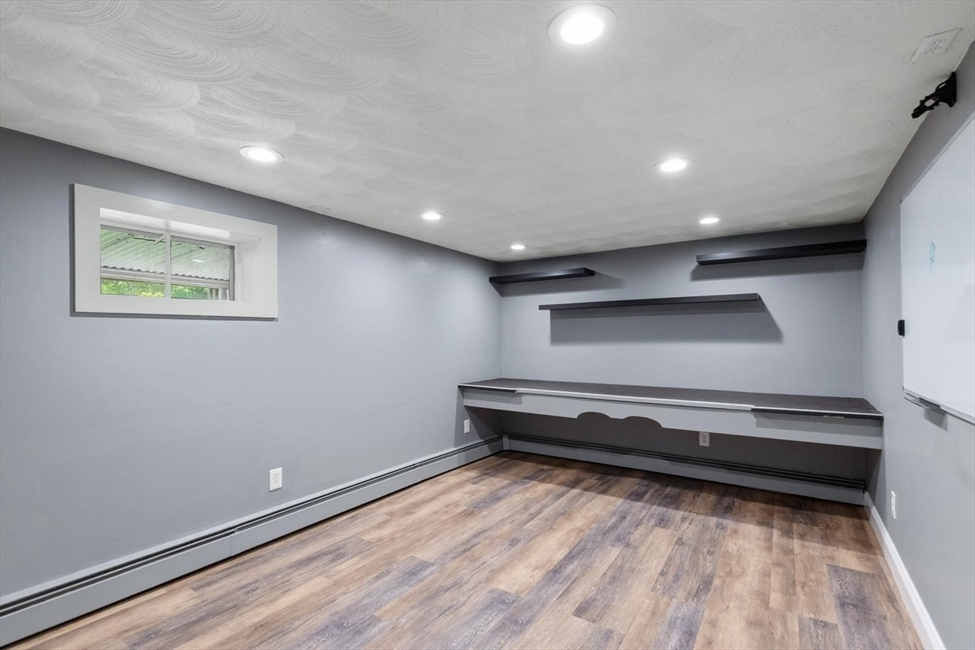 53 Longhill Rd, Lynn, MA Image 22