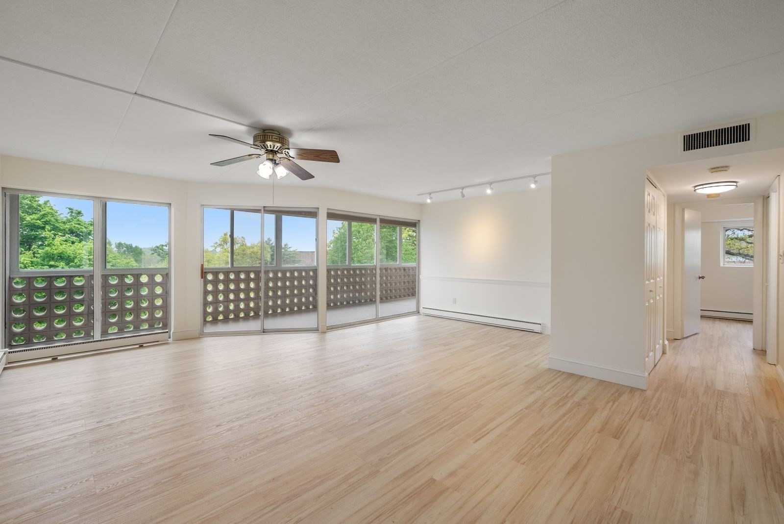 53 Melrose St Unit 5H, Melrose, MA 02176