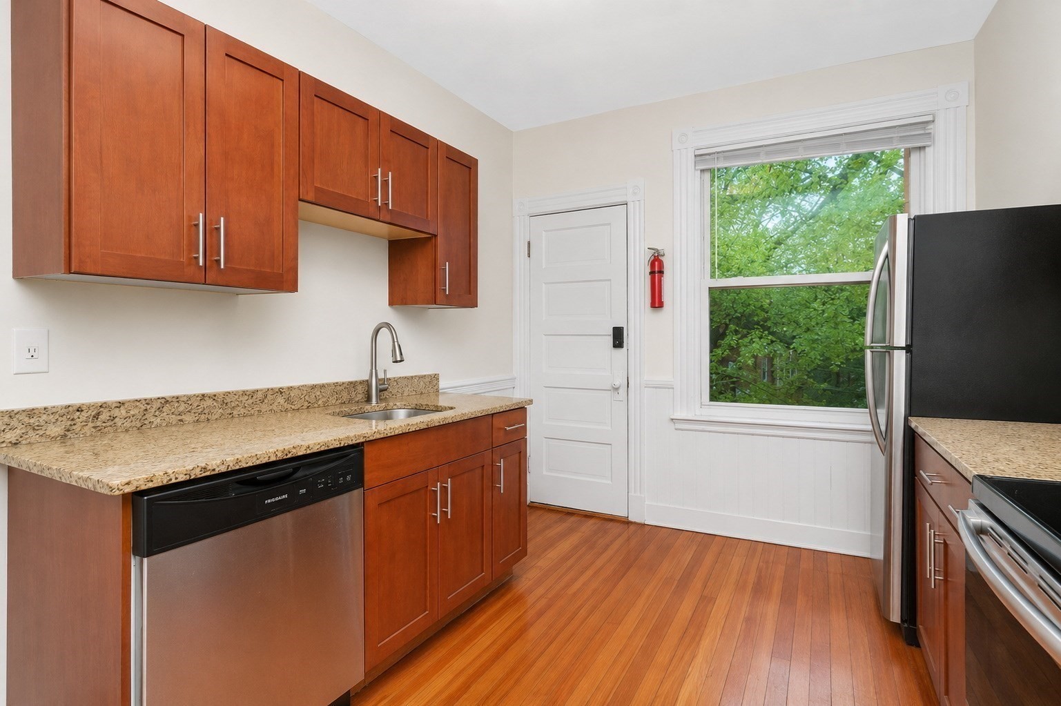 8 Colliston Rd, Brighton, Boston, MA 02135 - Image 15