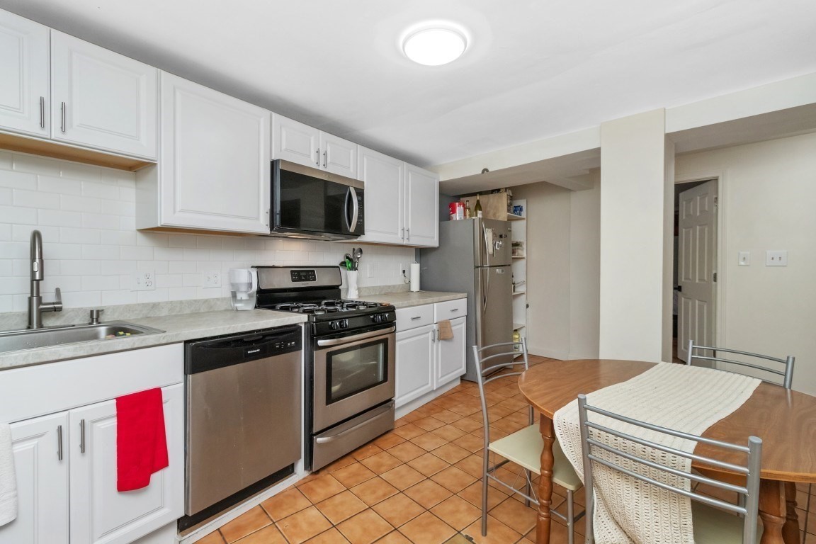8 Colliston Rd, Brighton, Boston, MA 02135 - Image 24