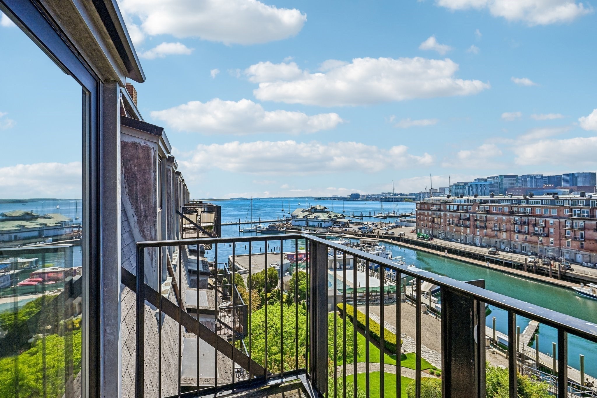 28 Atlantic Ave Unit 628, Boston - North End, MA 02110