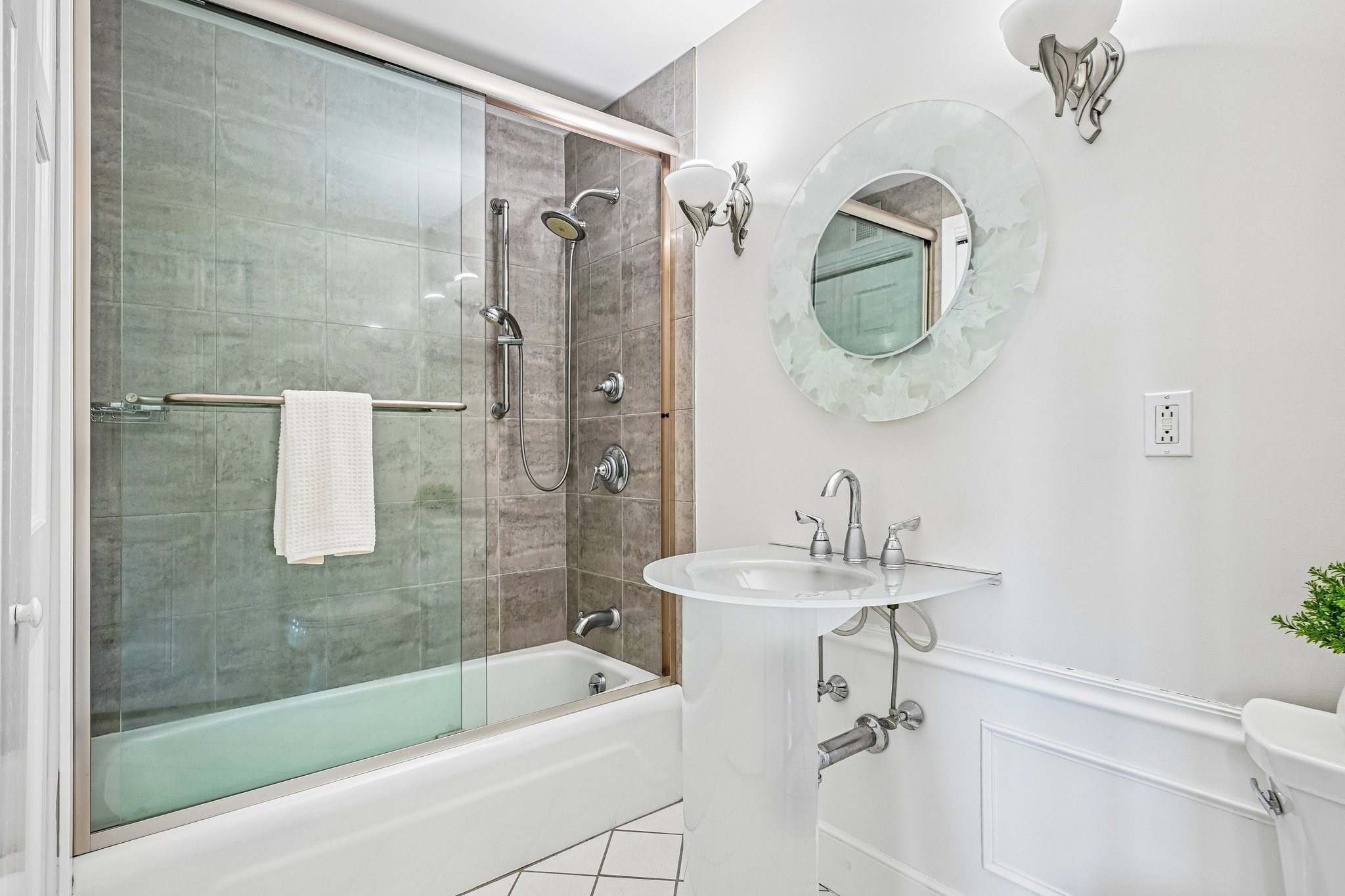 28 Atlantic Ave Unit 628, North End, Boston, MA 02110 - Image 22