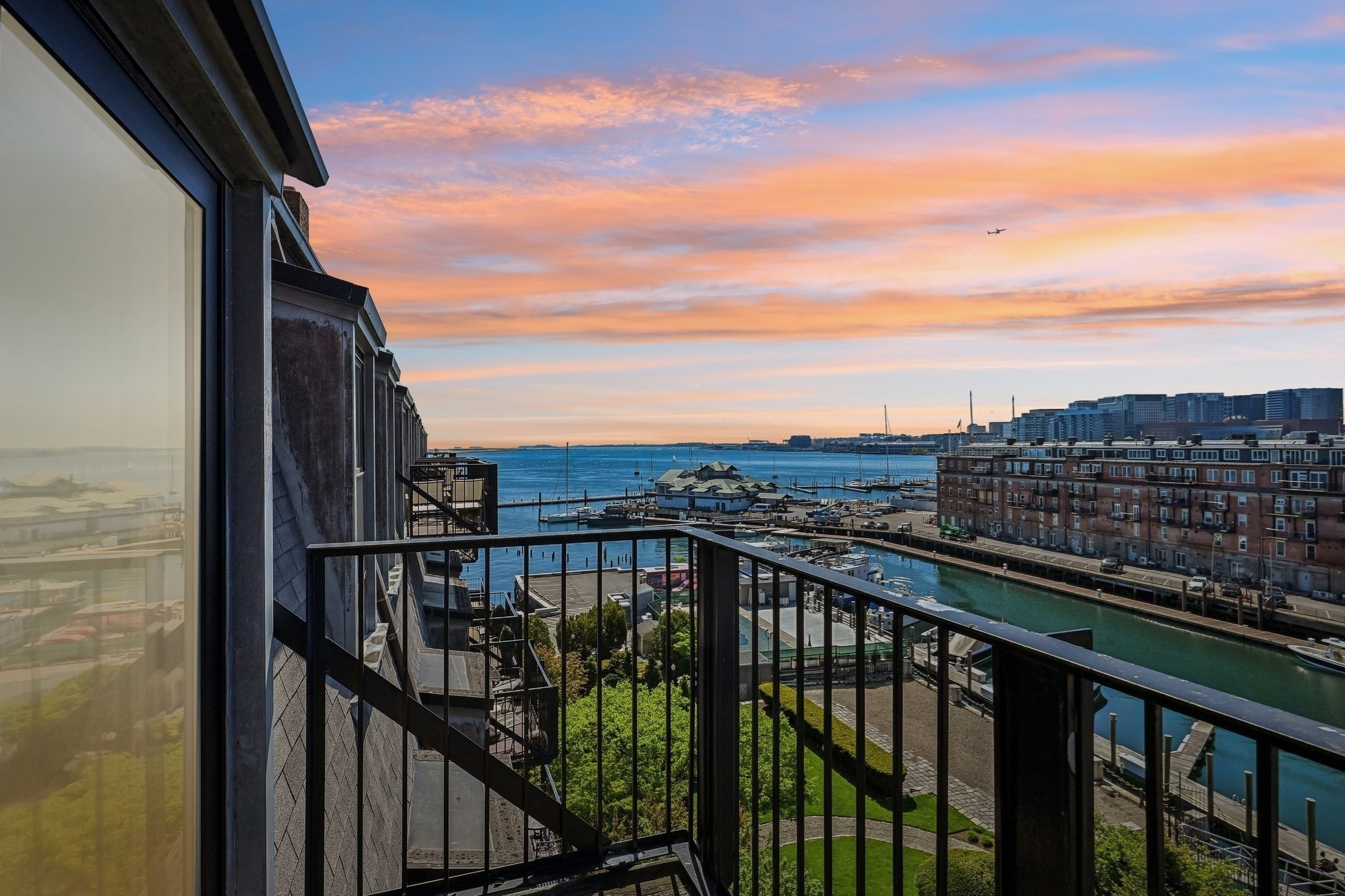 28 Atlantic Ave Unit 628, North End, Boston, MA 02110 - Image 27