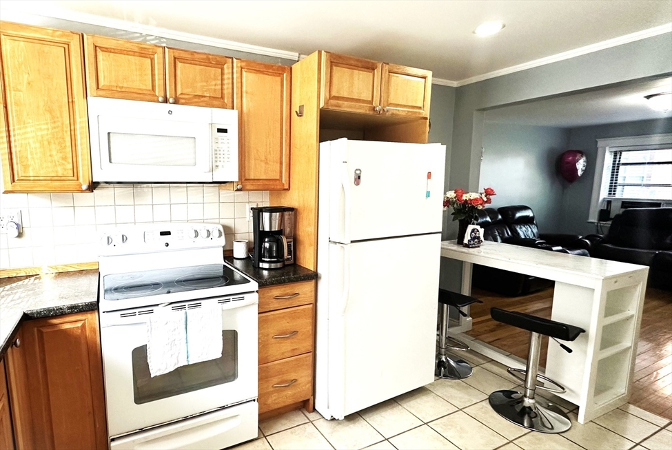 105 Nahant St, Lynn, MA Image 2