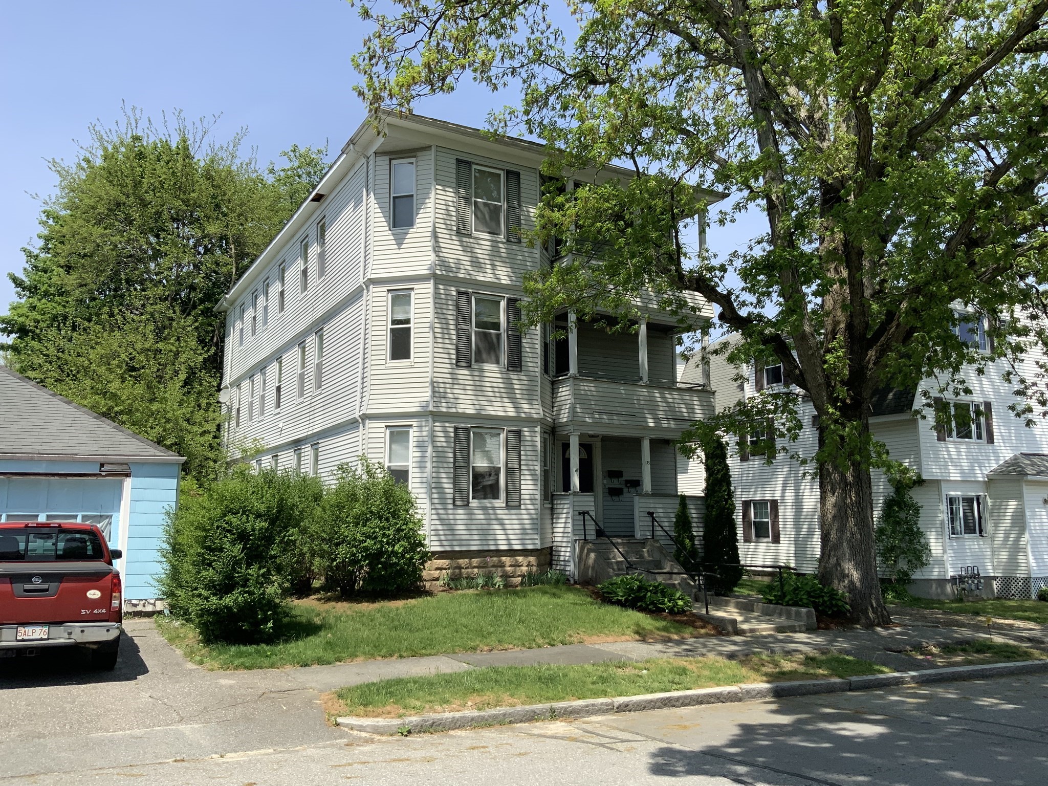 135 Cohasset St, Worcester, MA 01604