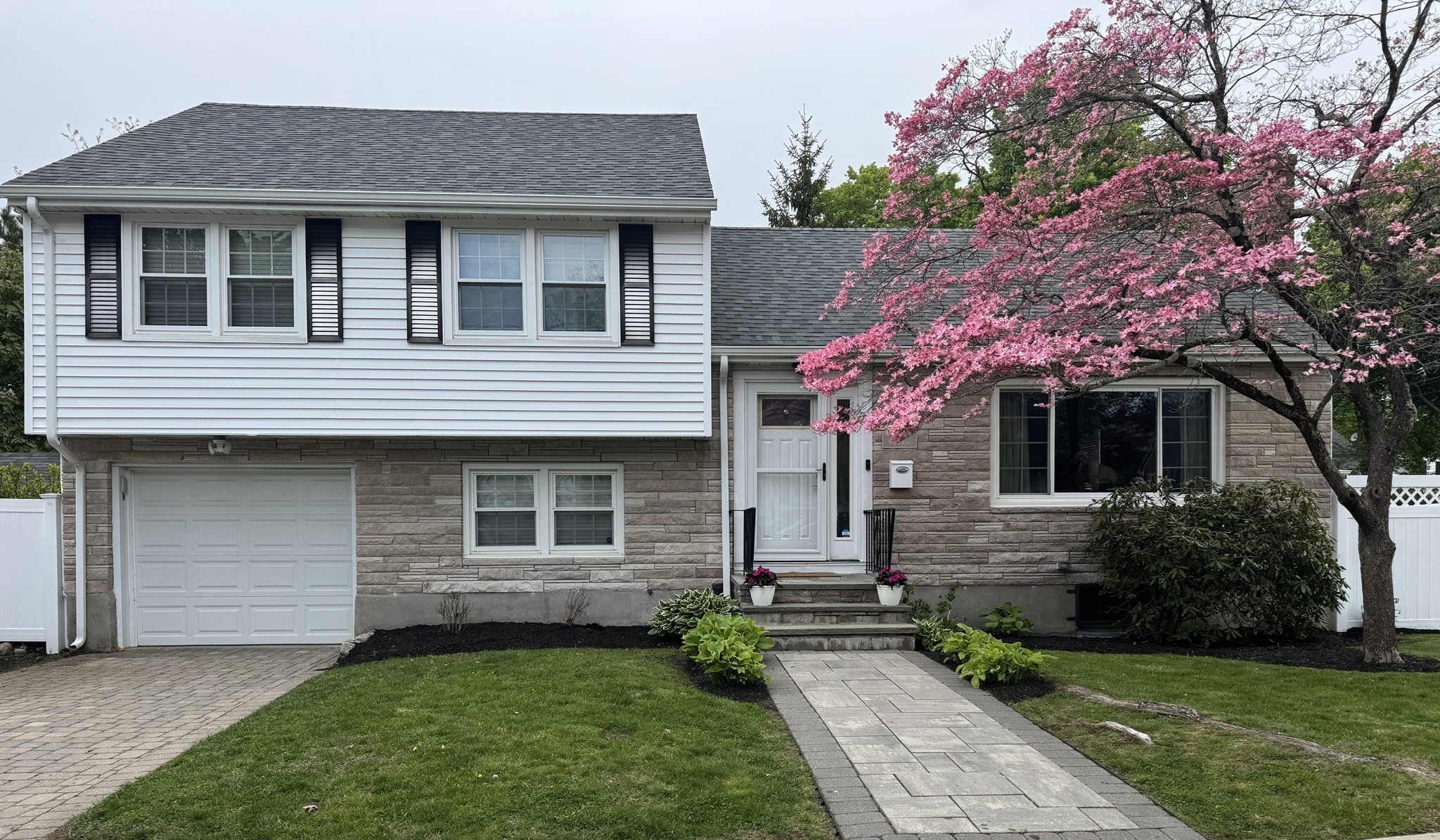 1 Deroma Rd, West Roxbury, Boston, MA 02132